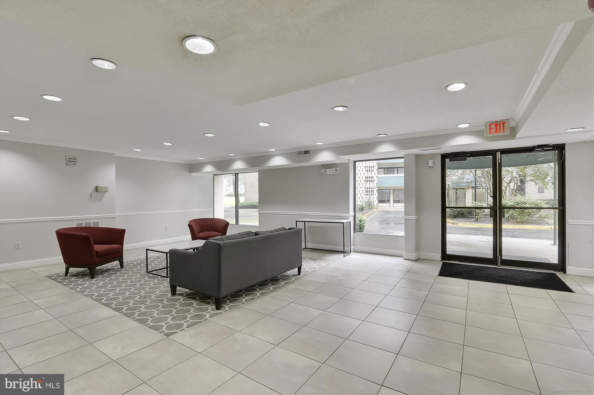 LAFAYETTE PARK CONDOMINIUM - Residential