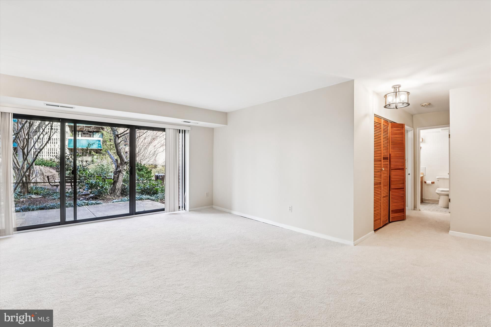 6147 LEESBURG PIKE 107