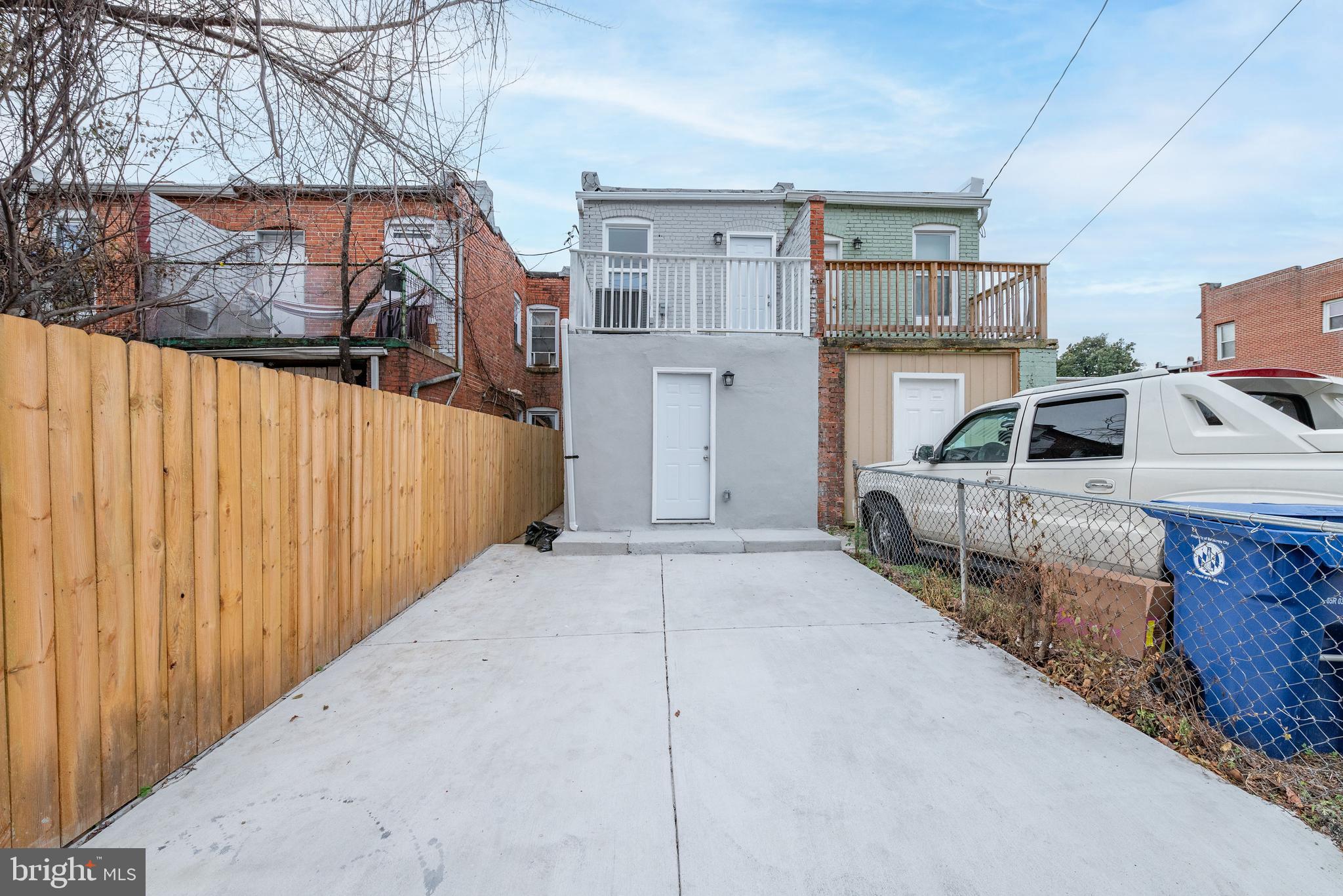 WINCHESTER - Residential