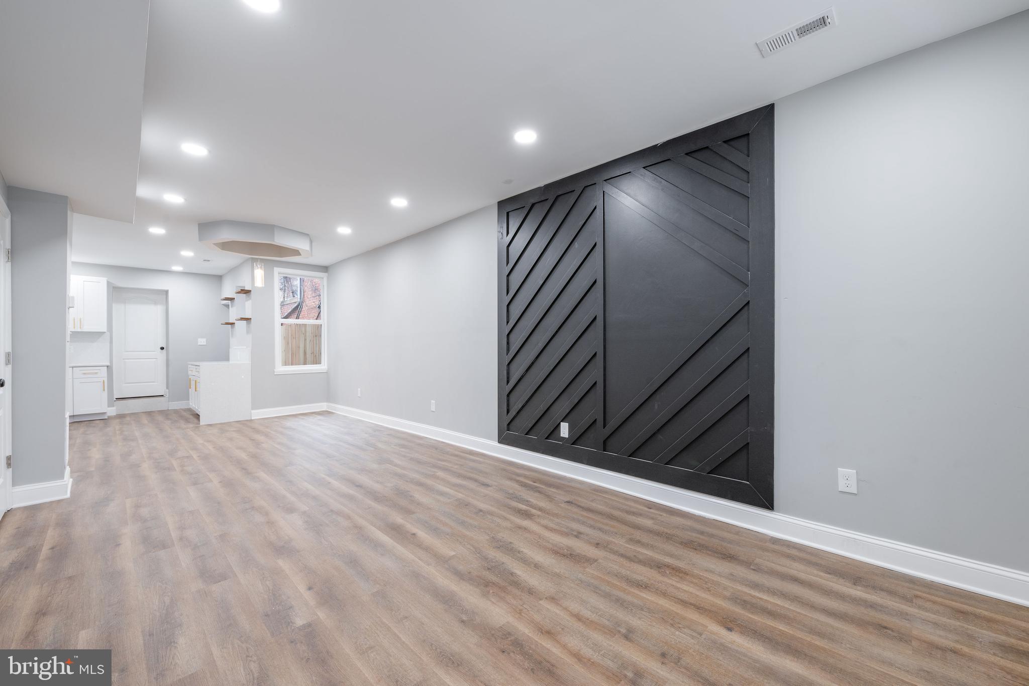 WINCHESTER - Residential