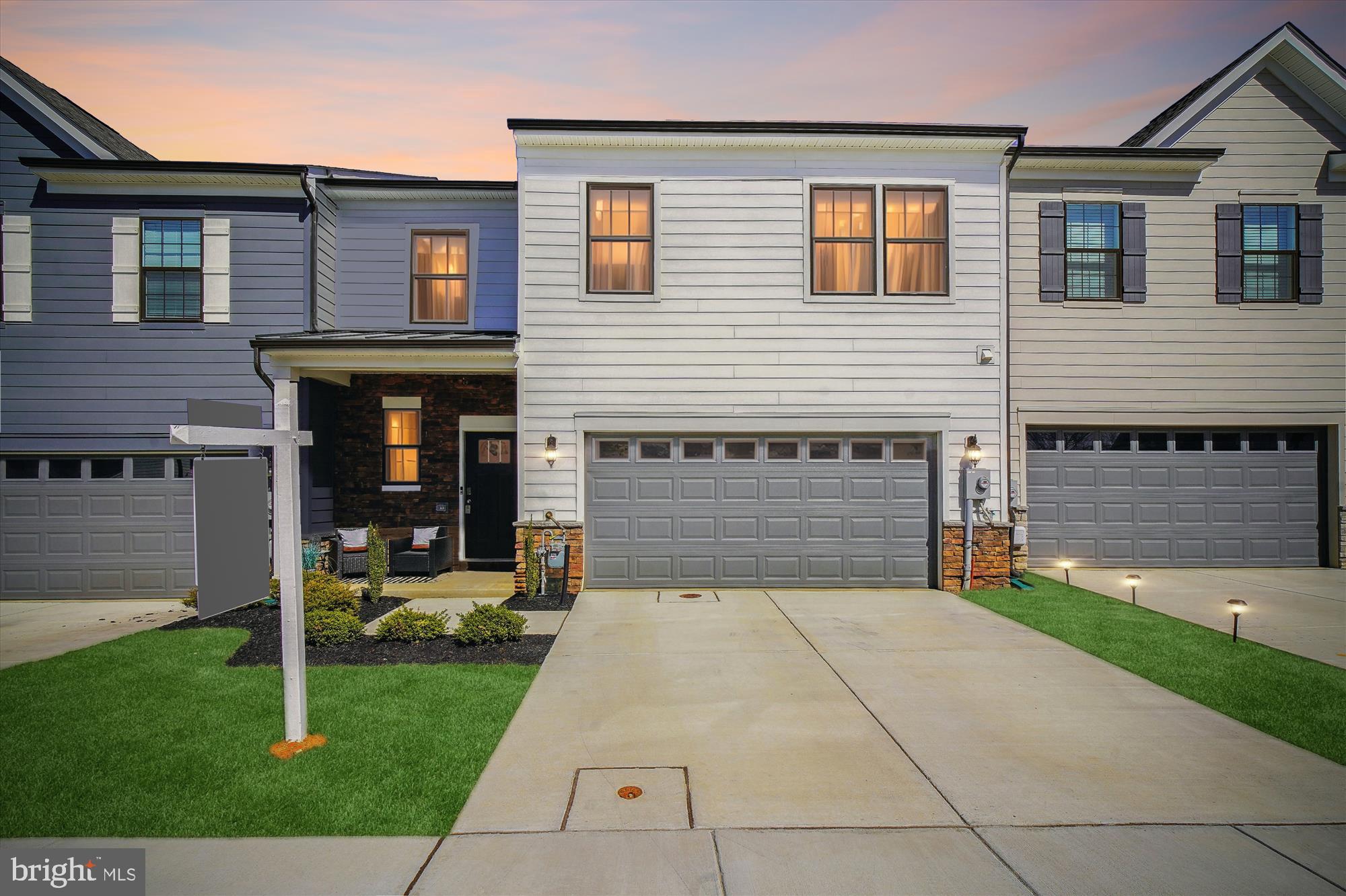 🏡 **$$20K+ PRICE ADJUSTMENT**
Rare Find in Renn Quarter – Modern Luxury & First-Floor Primary Suite!
Why wait for new construction? This barely one-year-old townhome offers style, space, and convenience — all just minutes from Downtown Frederick!
✨ Highlights:
Stunning kitchen with 42” white cabinets, quartz countertops, herringbone backsplash, stainless Whirlpool appliances, and a massive island
Open-concept living and dining spaces filled with natural light
Rare first-floor primary suite with spa-like bath
Upstairs second primary suite plus a third bedroom — perfect for guests, office, or nursery
Fenced backyard with patio for relaxing and entertaining
Two-car garage and main-level powder room
📍 Located in vibrant Renn Quarter — close to shopping, dining, parks, and major commuter routes!
Don't miss this rare opportunity — DR Horton no longer builds this floor plan. Schedule your showing today!
