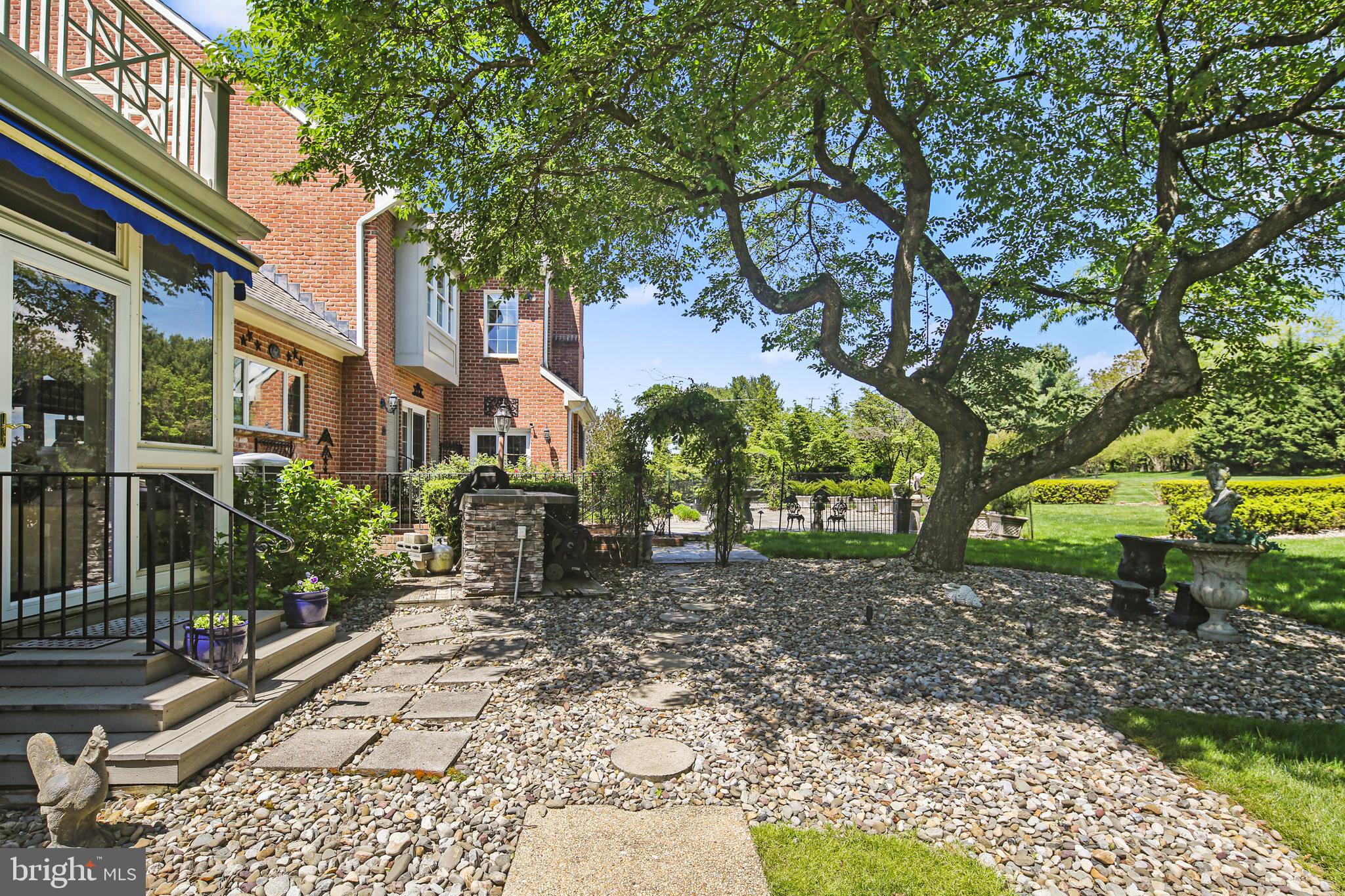 BRIERLY - Residential