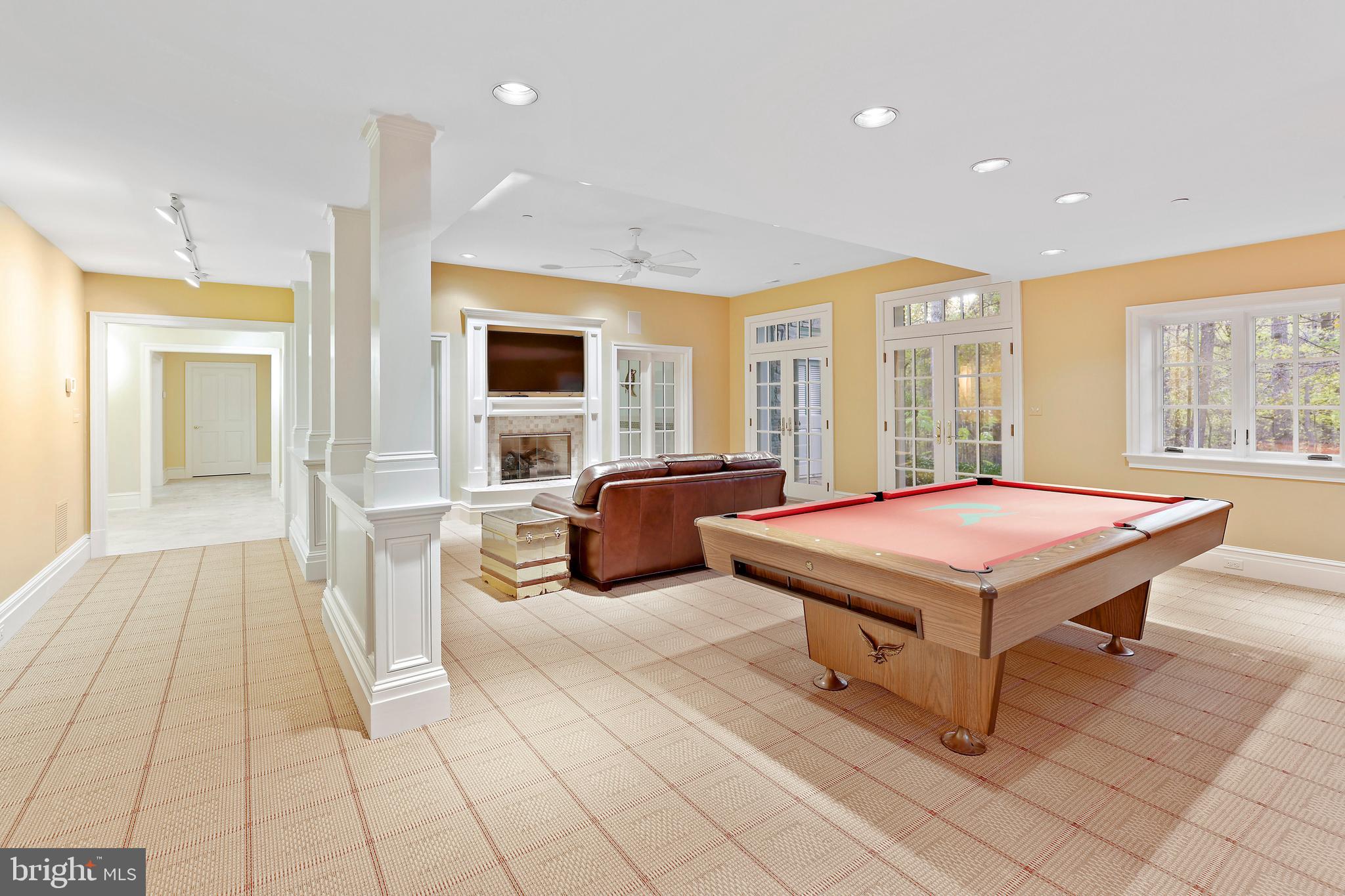 CAVES VALLEY GOLF CLUB - Residential