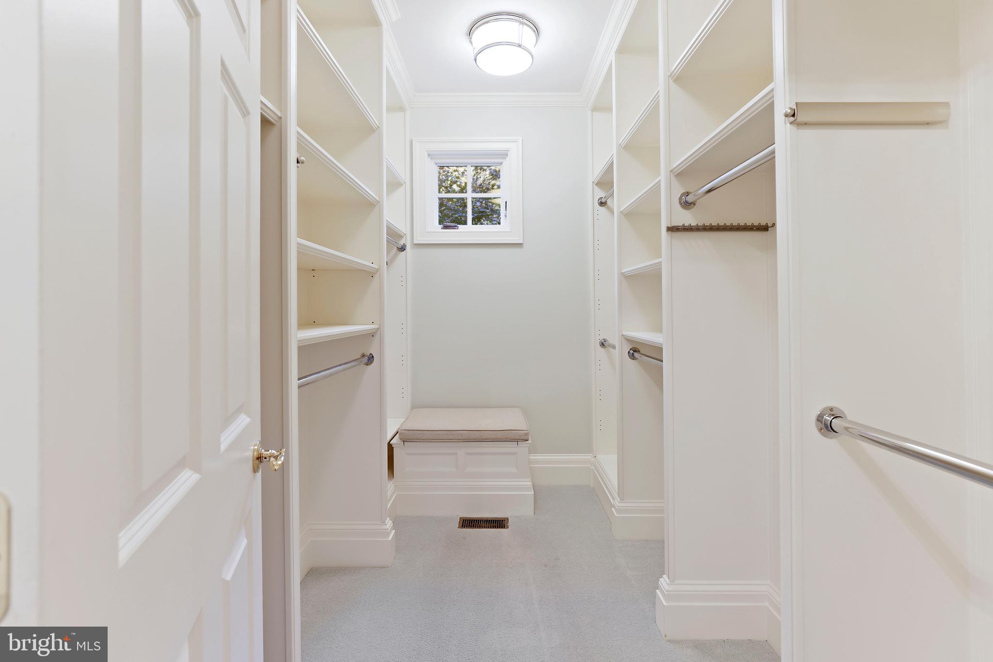 CAVES VALLEY GOLF CLUB - Residential