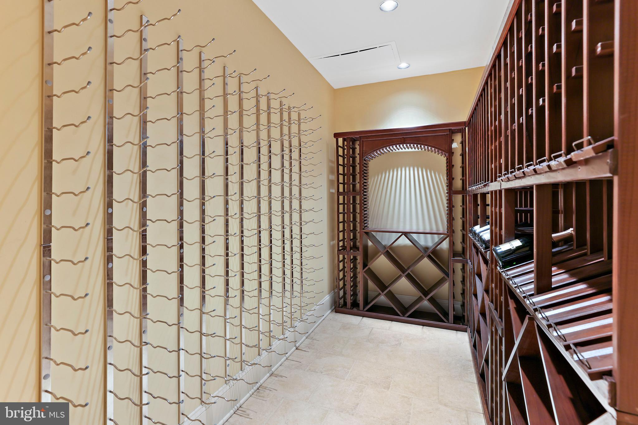 CAVES VALLEY GOLF CLUB - Residential