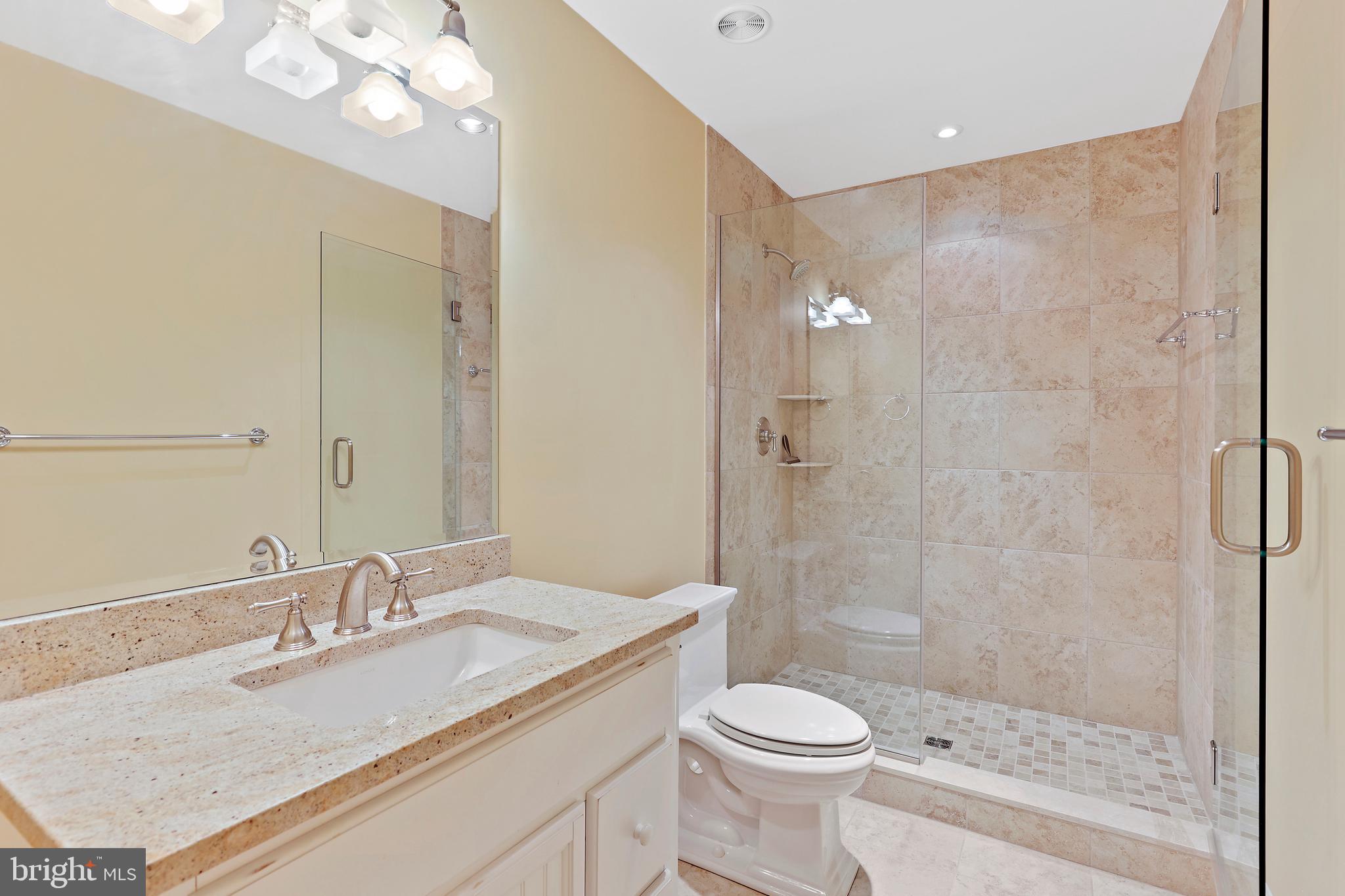 CAVES VALLEY GOLF CLUB - Residential