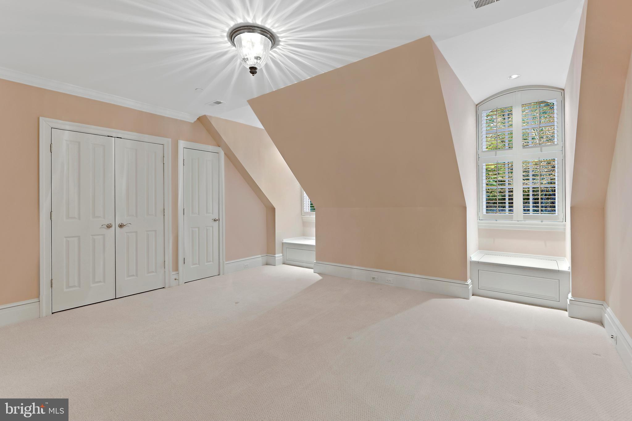 CAVES VALLEY GOLF CLUB - Residential