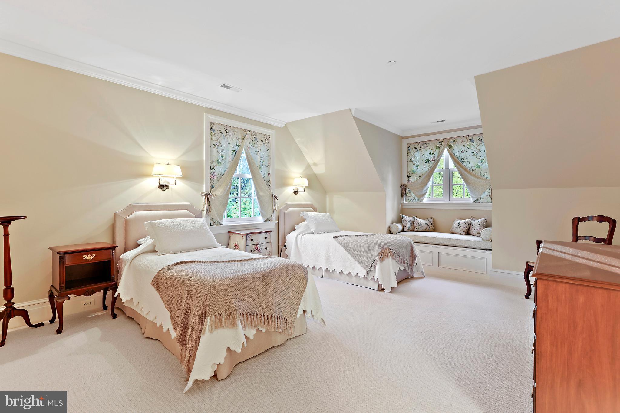 CAVES VALLEY GOLF CLUB - Residential