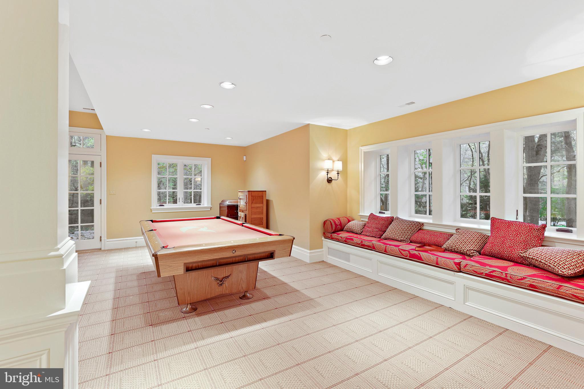 CAVES VALLEY GOLF CLUB - Residential