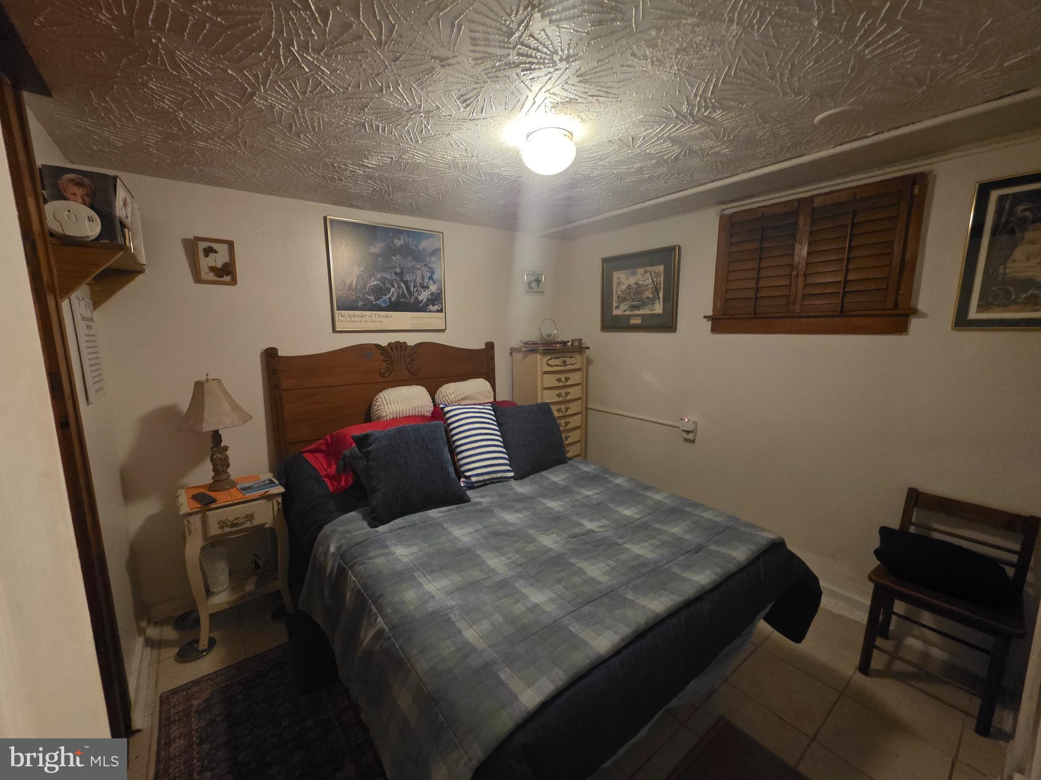 AVON PARK - Residential Lease