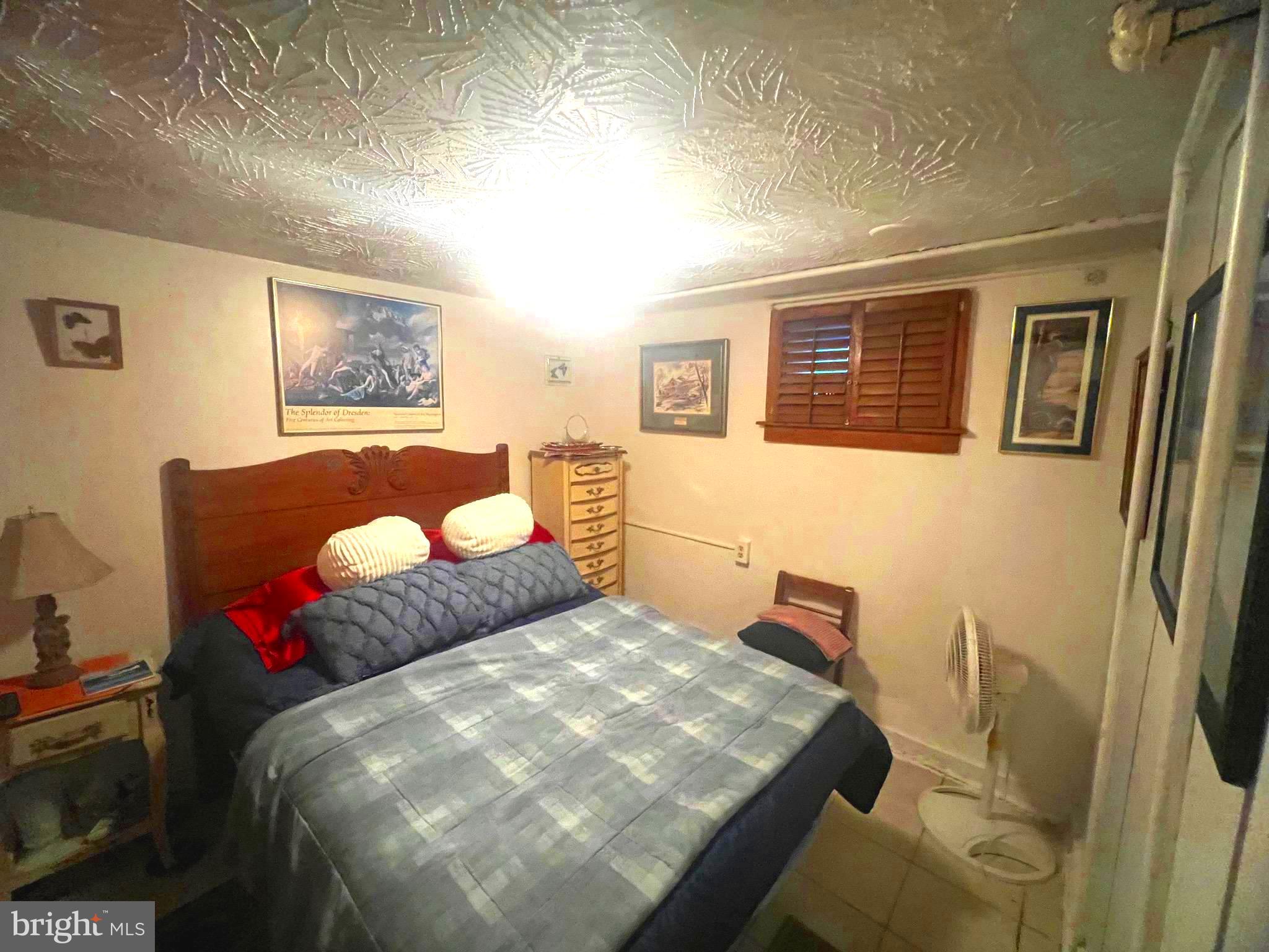 809 N ABINGDON STREET