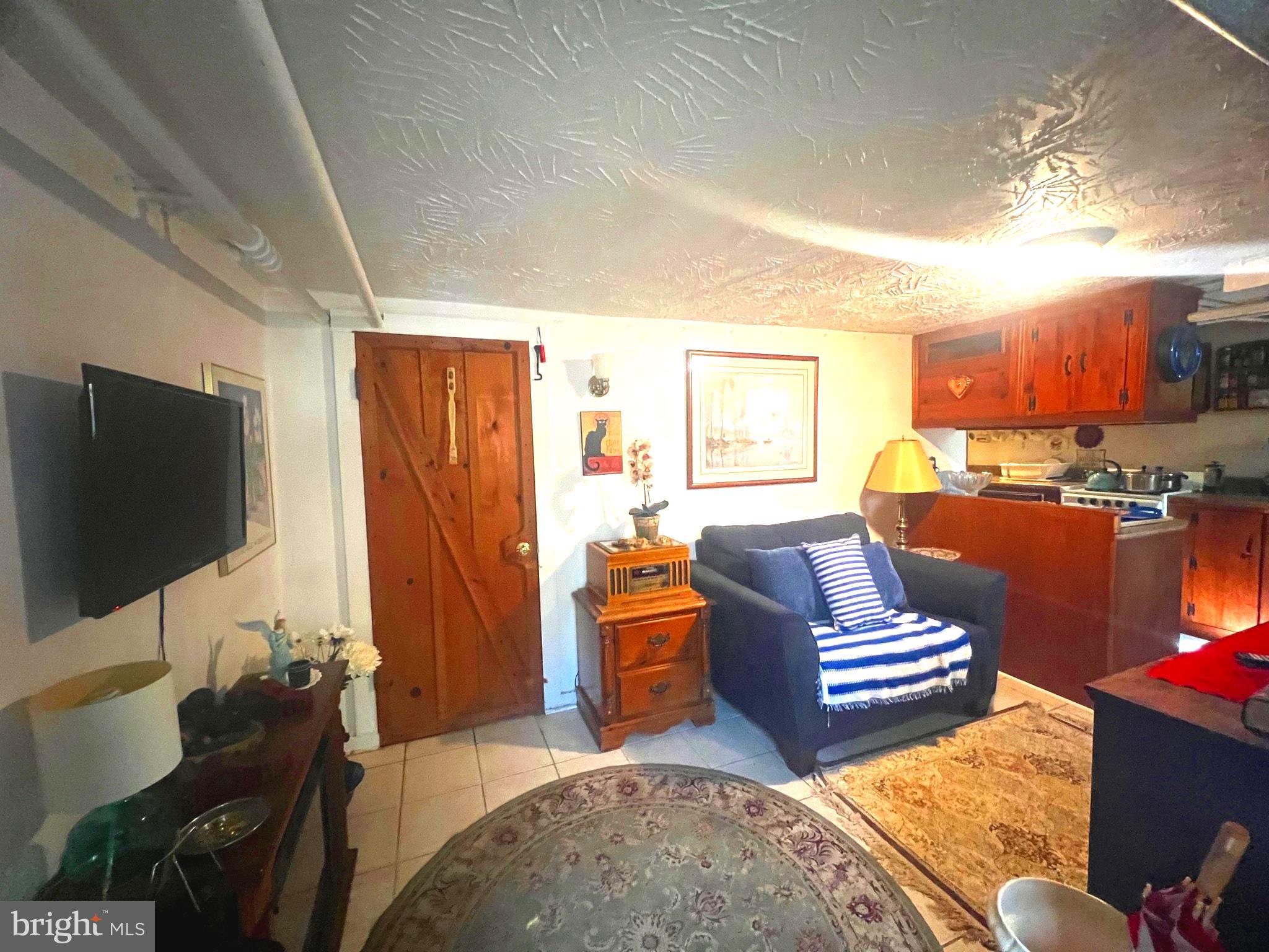 AVON PARK - Residential Lease