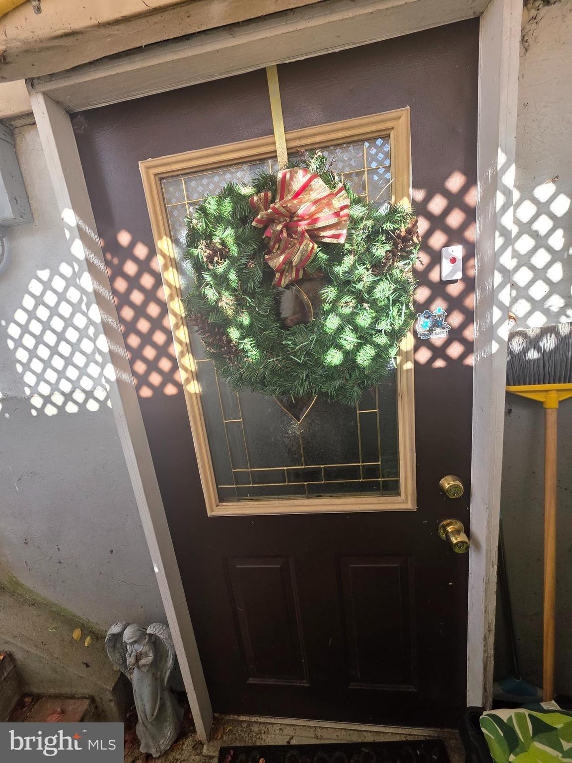 AVON PARK - Residential Lease