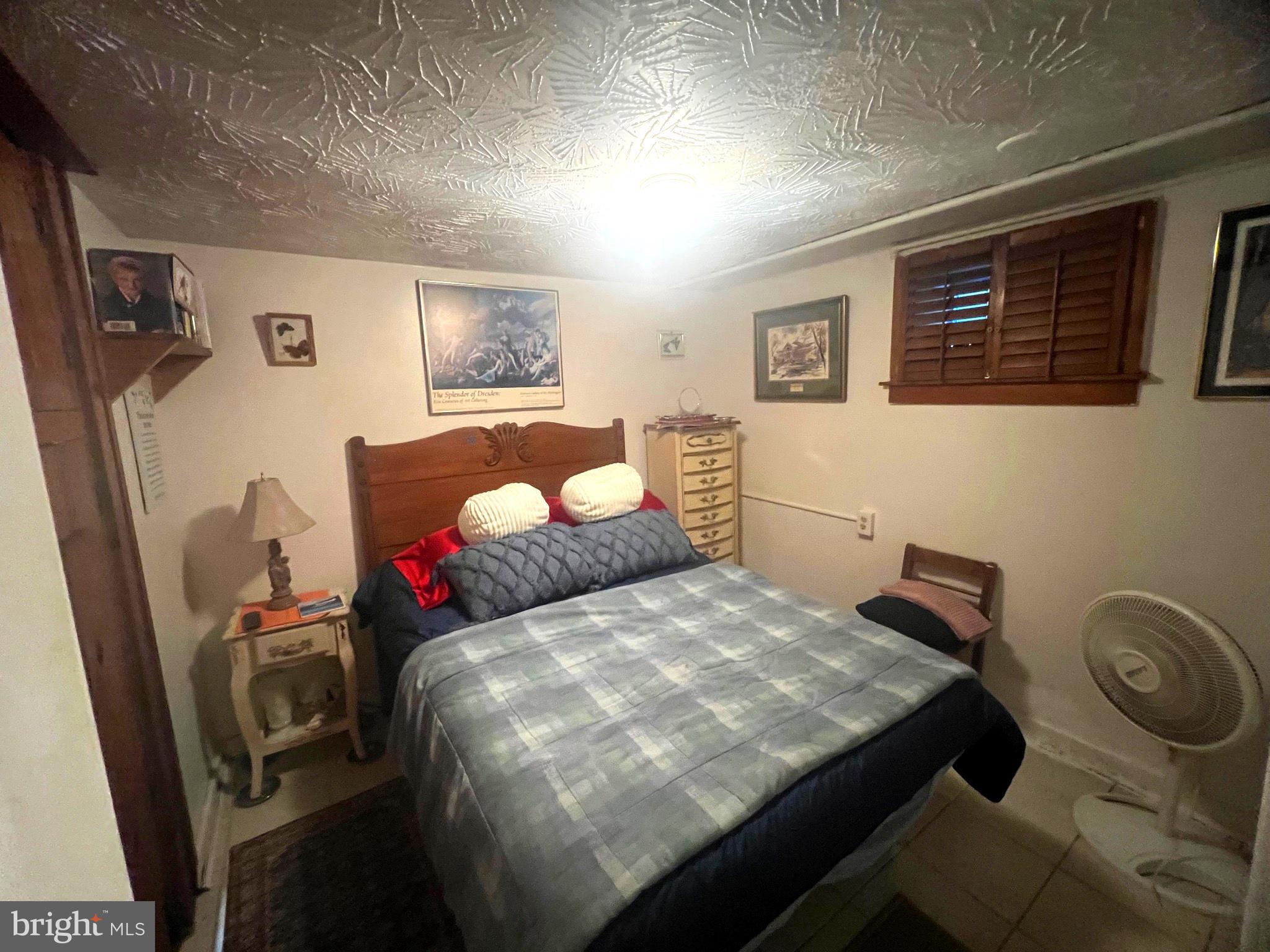 AVON PARK - Residential Lease