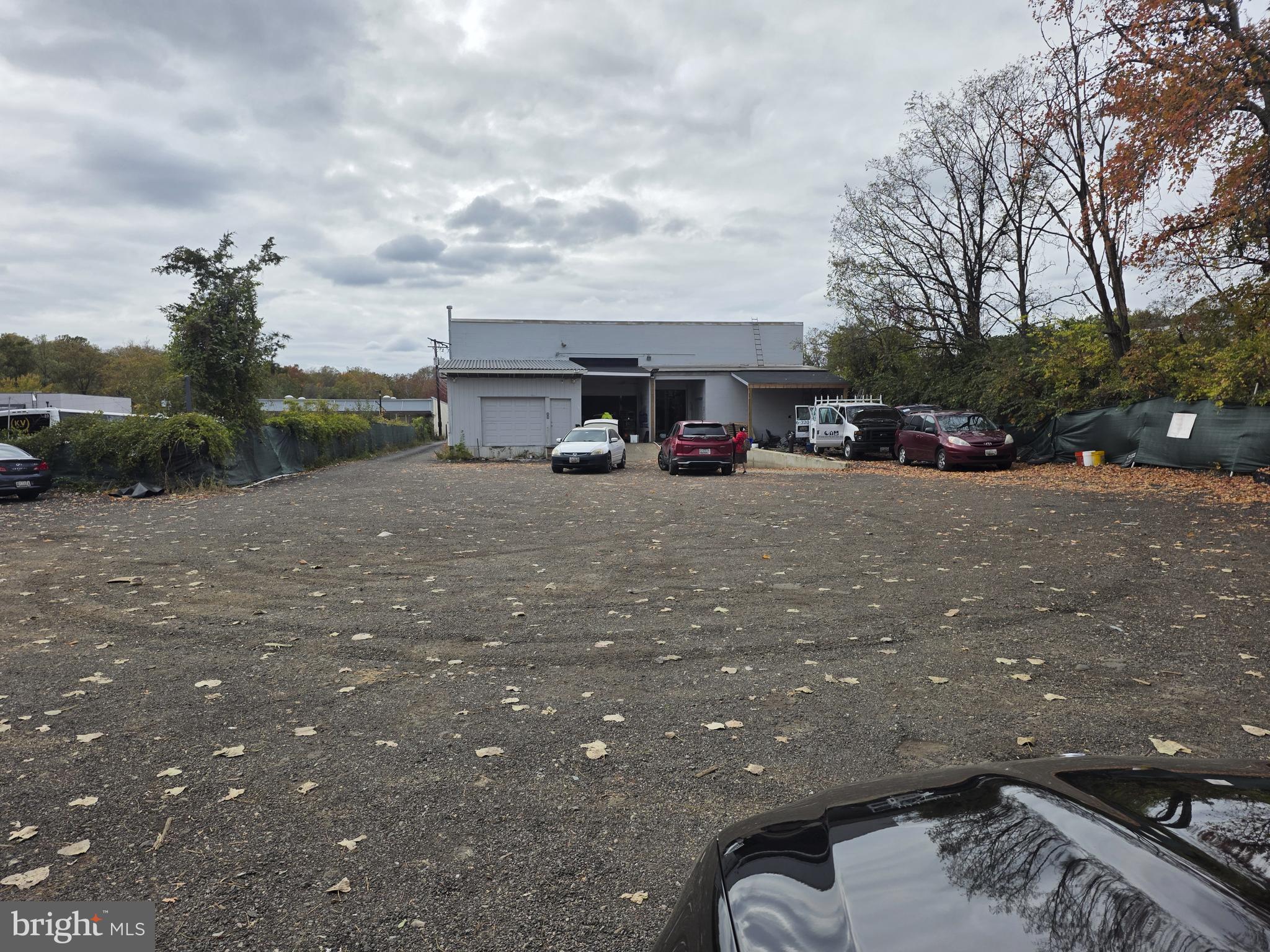 216 W HAMPTON AVENUE