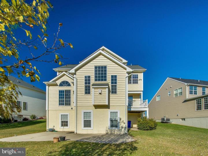 TUSCARORA CREEK - Residential Lease