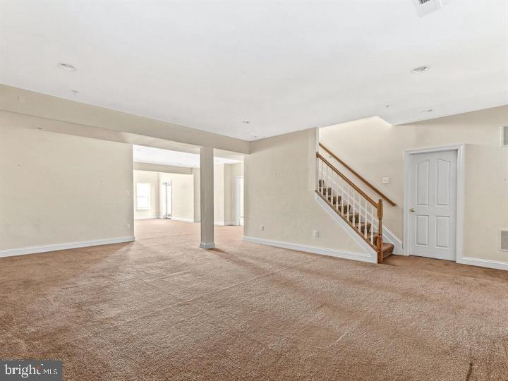 TUSCARORA CREEK - Residential Lease