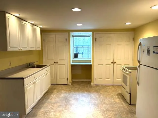 Media, Pennsylvania 19063, United States, 5 Bedrooms Bedrooms, ,3 BathroomsBathrooms,Residential,Active,105062