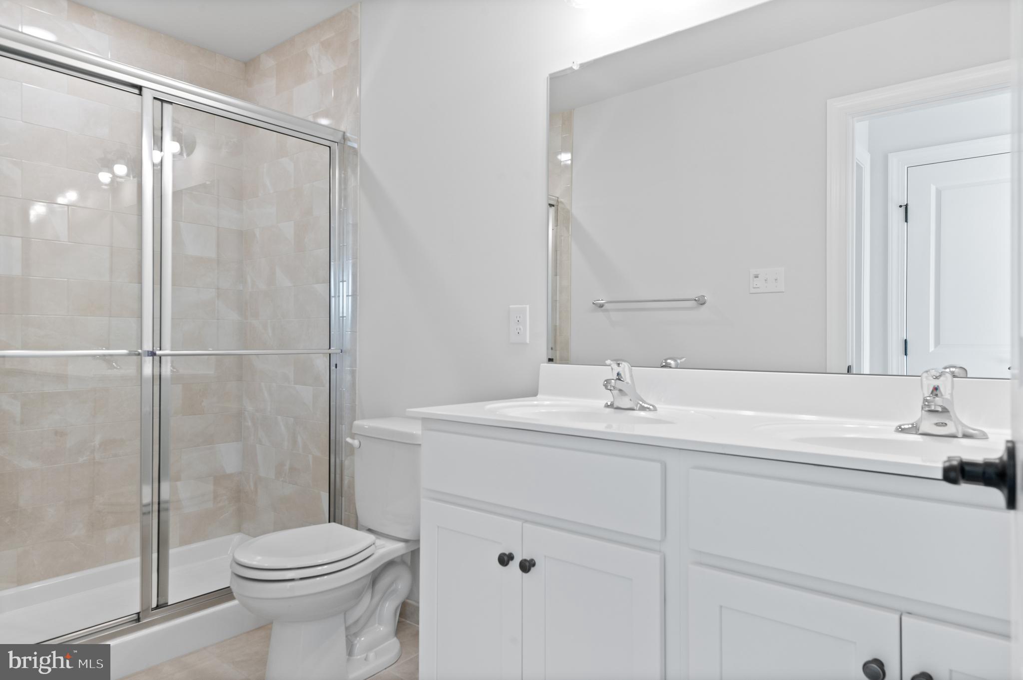 THE RESERVE AT OLD ARCH - Residential