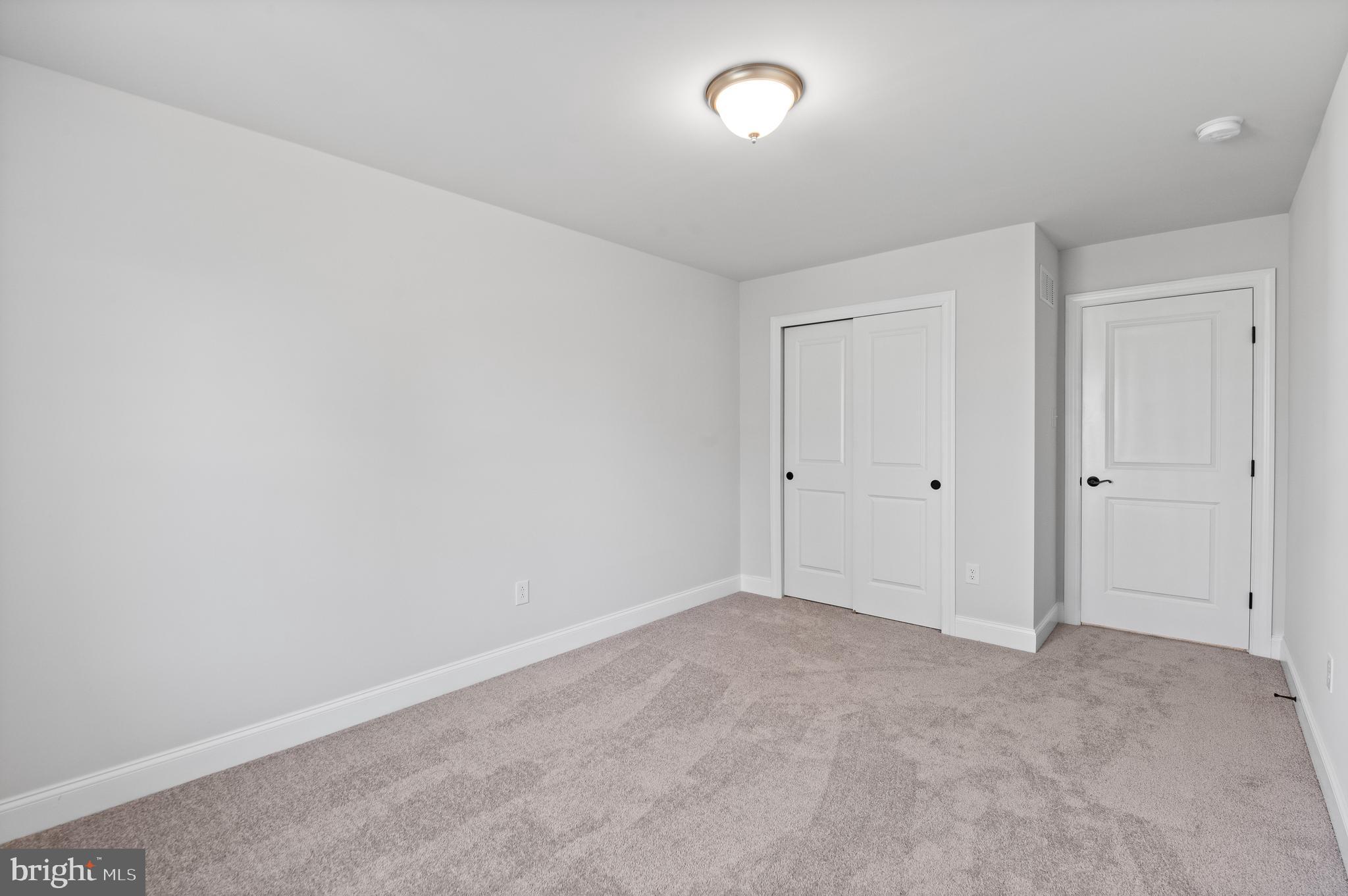 THE RESERVE AT OLD ARCH - Residential