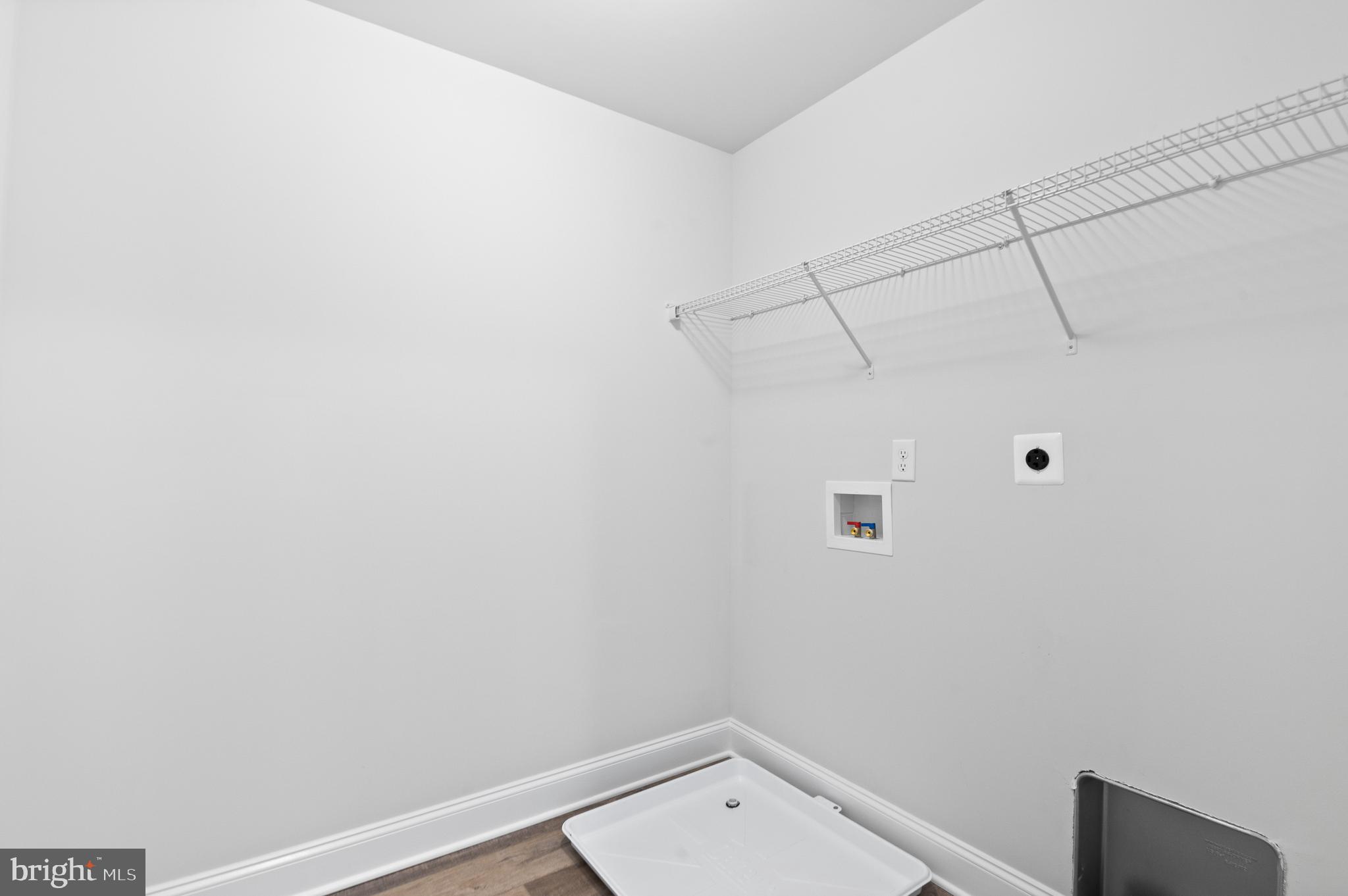 THE RESERVE AT OLD ARCH - Residential