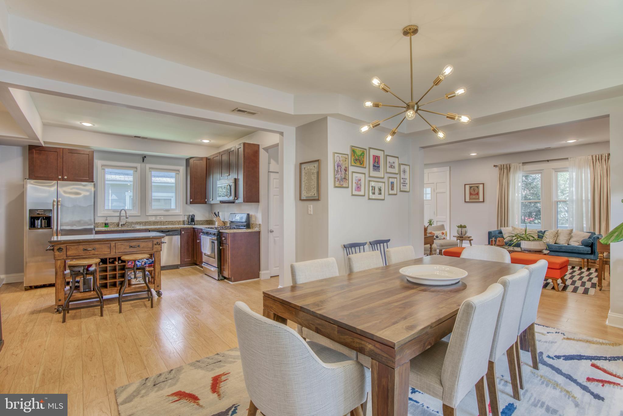 GLEN OAKS - Residential