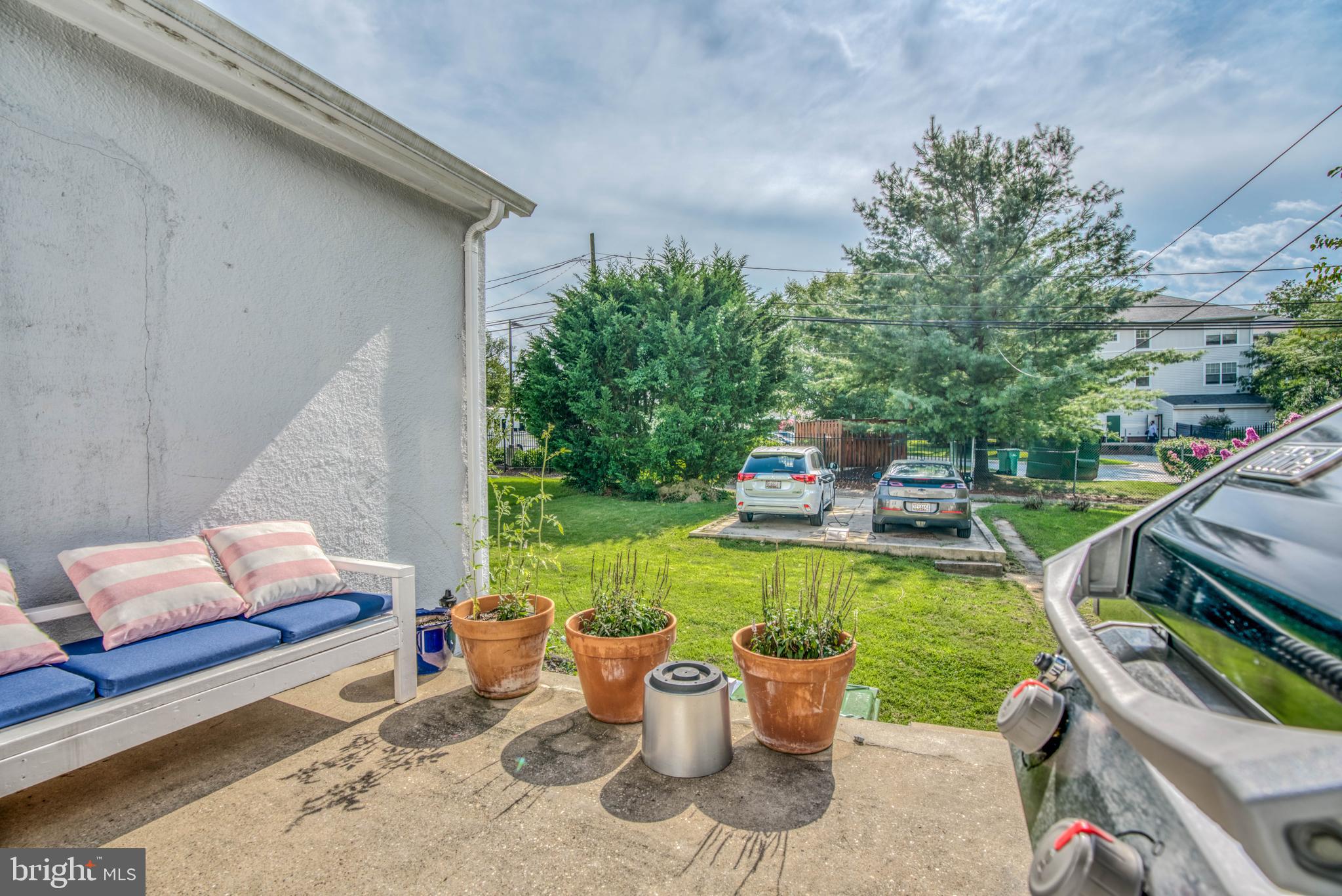 GLEN OAKS - Residential