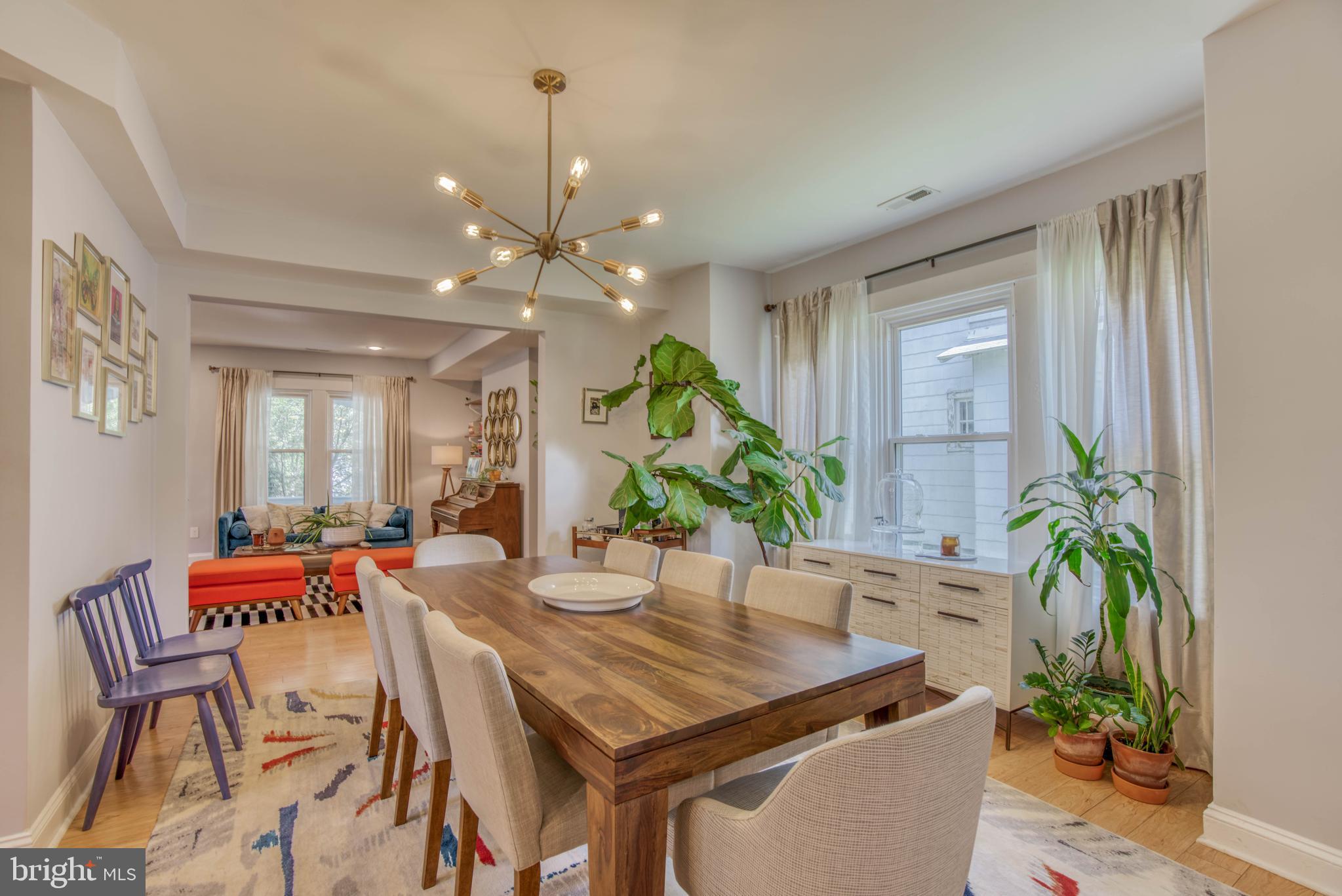 GLEN OAKS - Residential