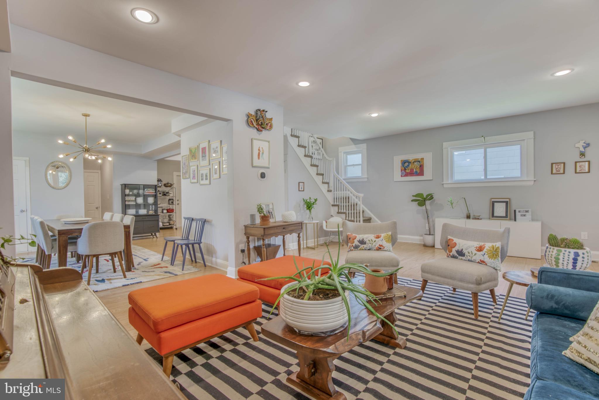 GLEN OAKS - Residential