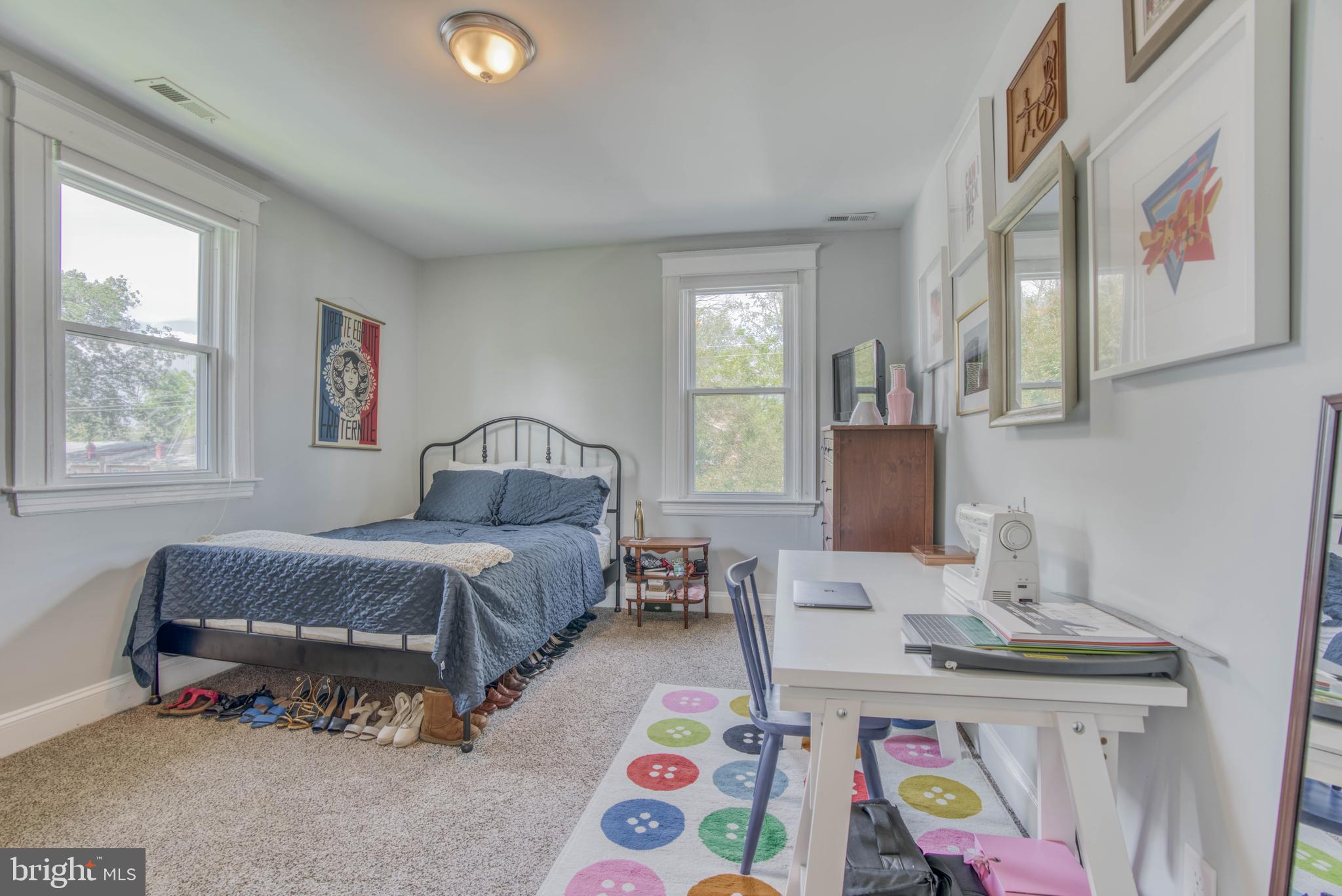 GLEN OAKS - Residential