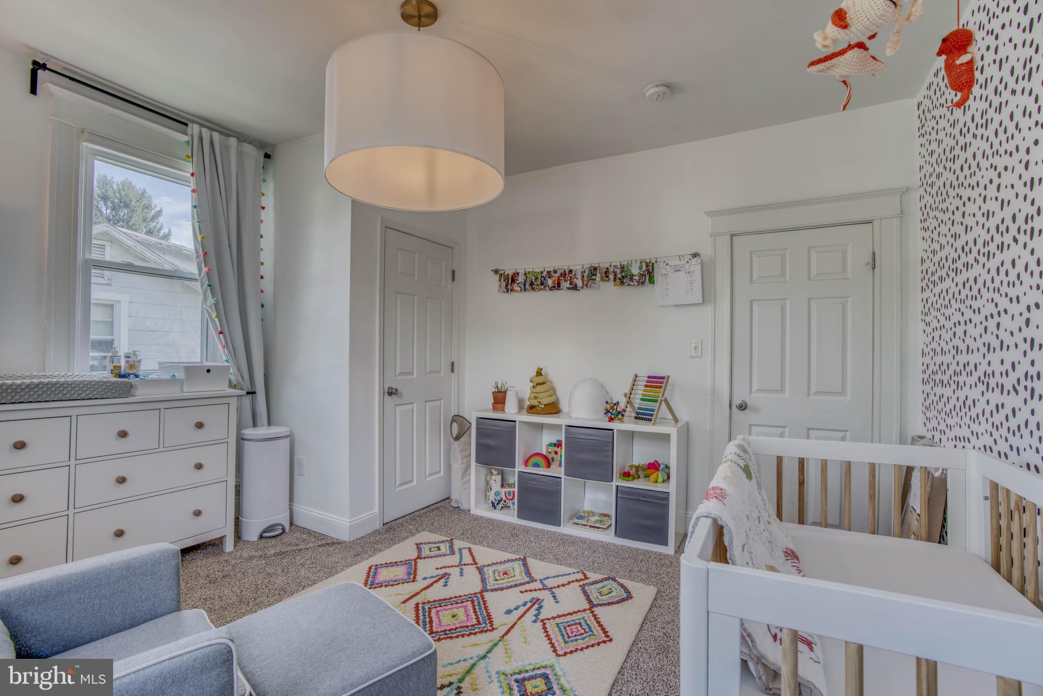 GLEN OAKS - Residential