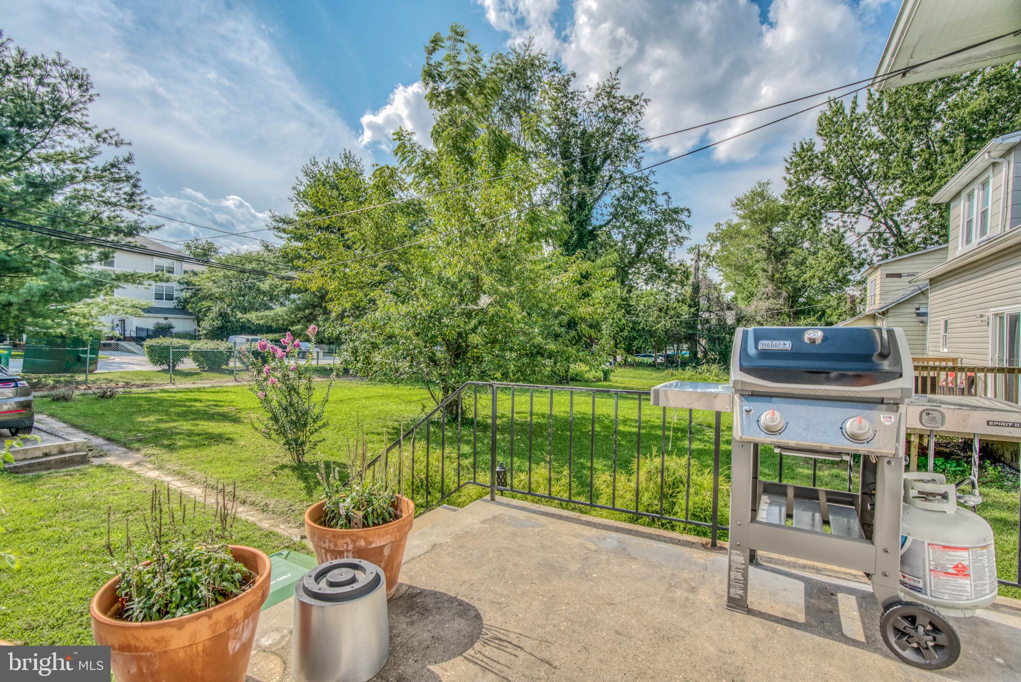 GLEN OAKS - Residential