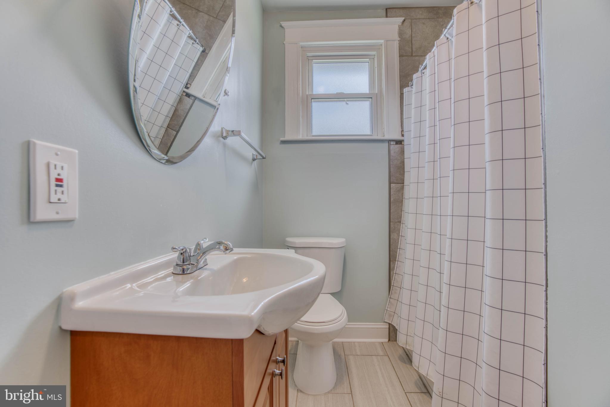 GLEN OAKS - Residential