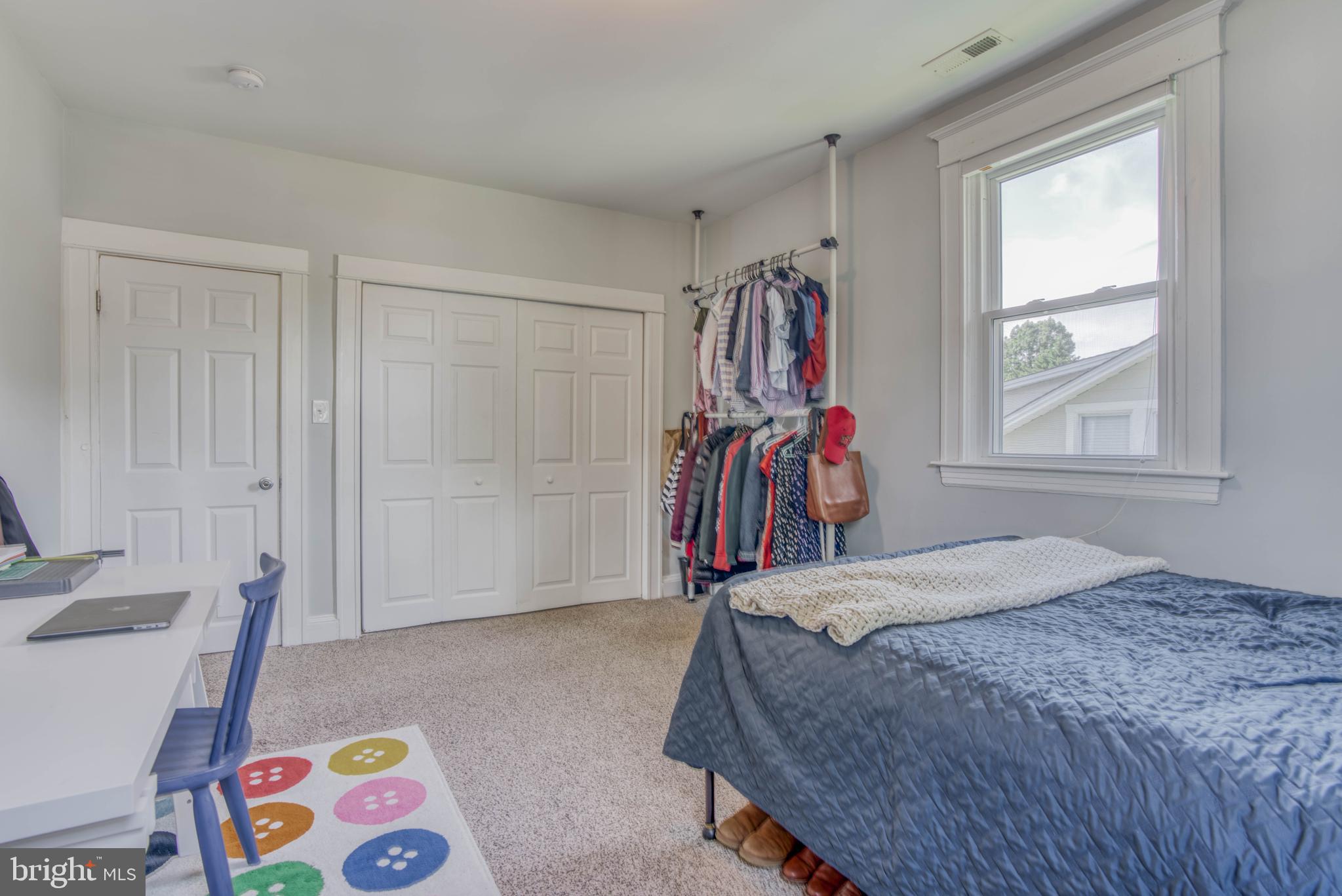 GLEN OAKS - Residential