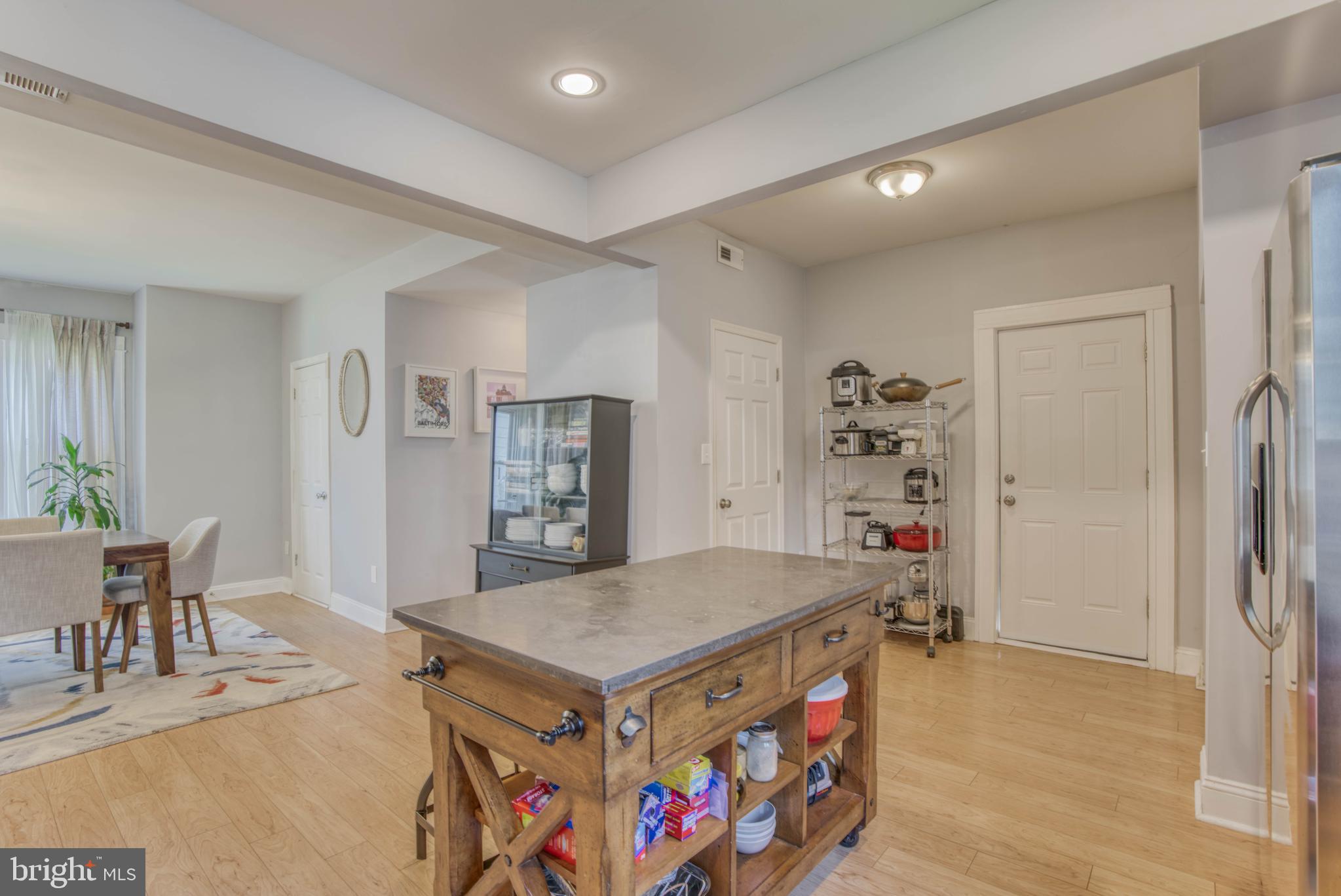 GLEN OAKS - Residential