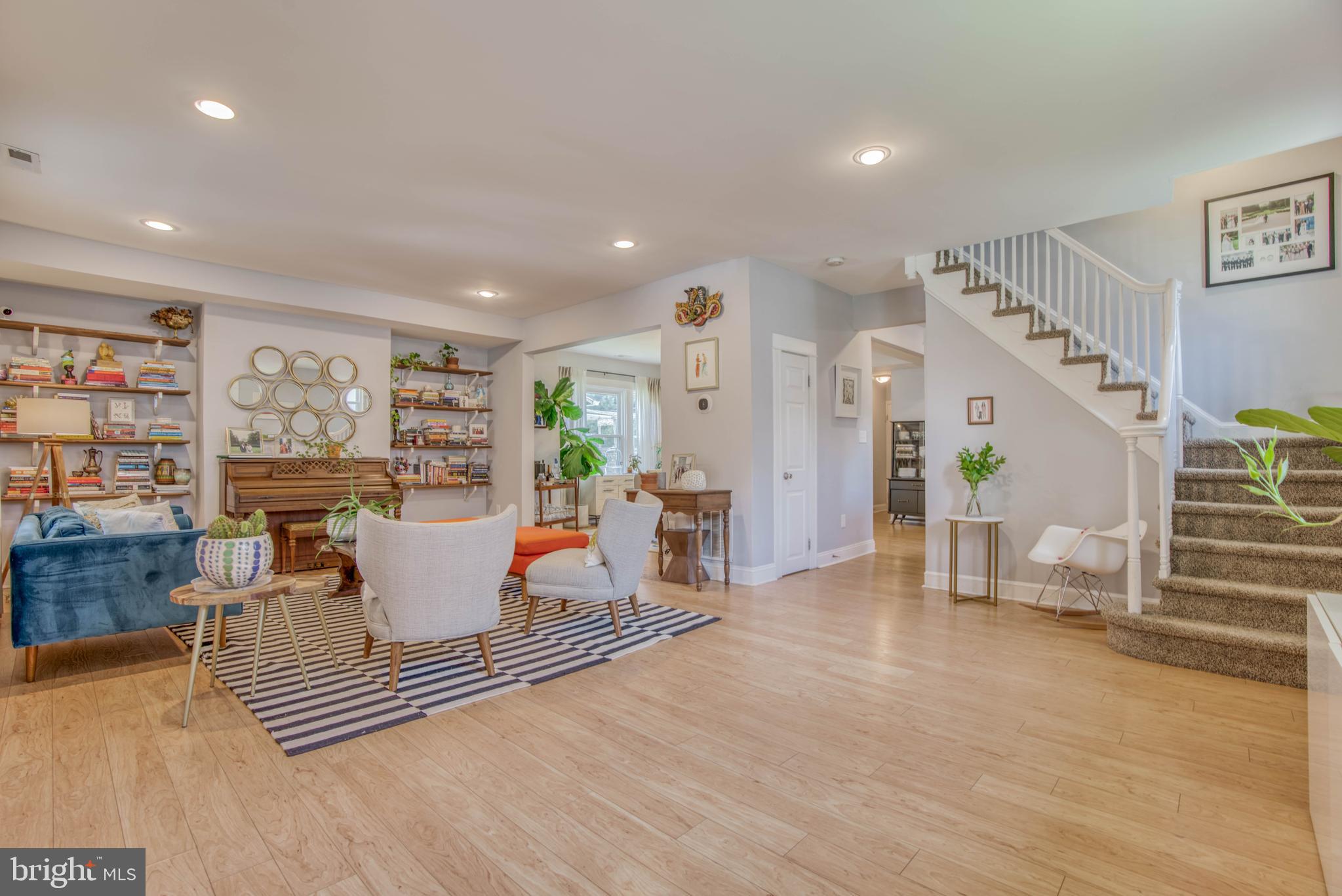 GLEN OAKS - Residential