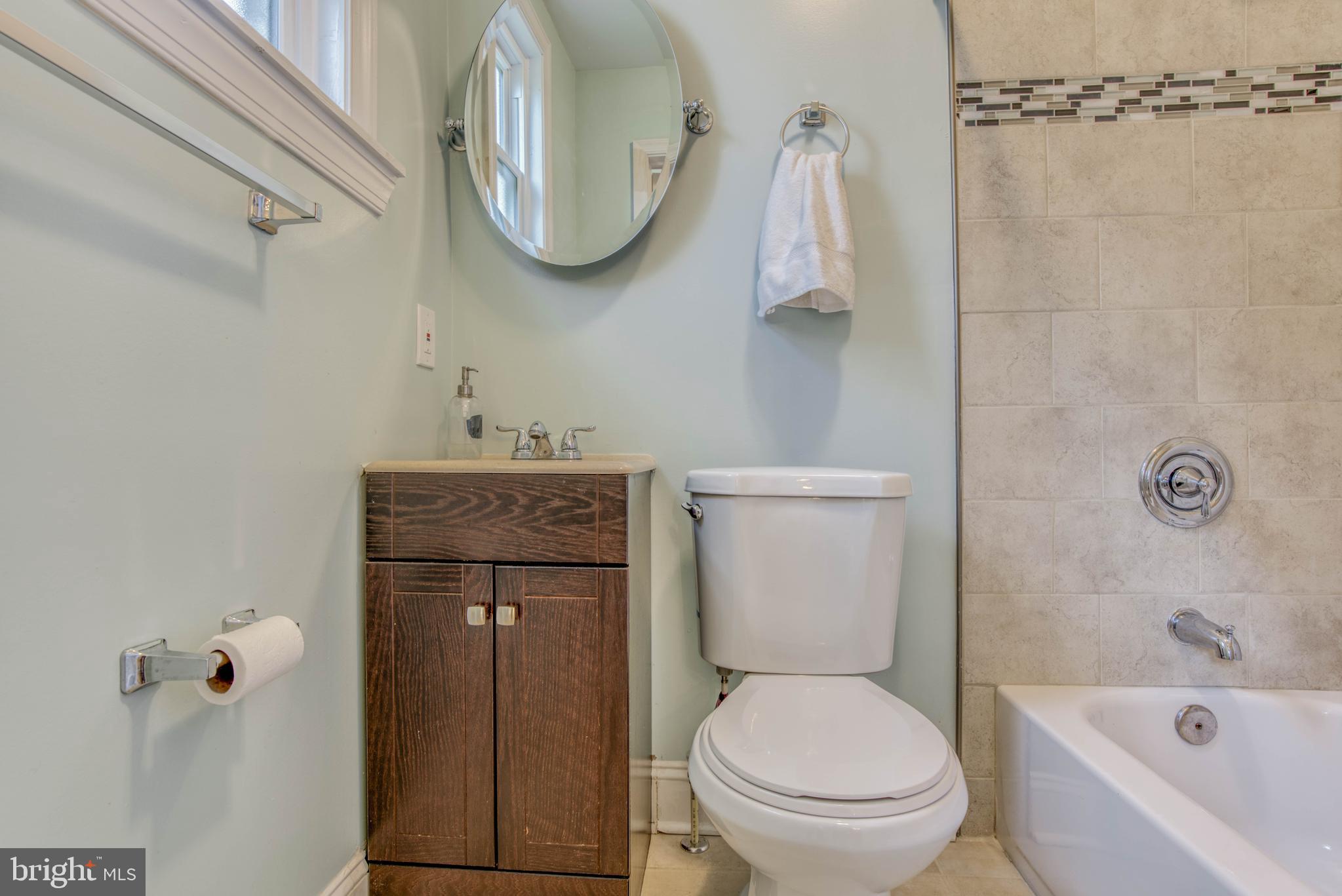 GLEN OAKS - Residential