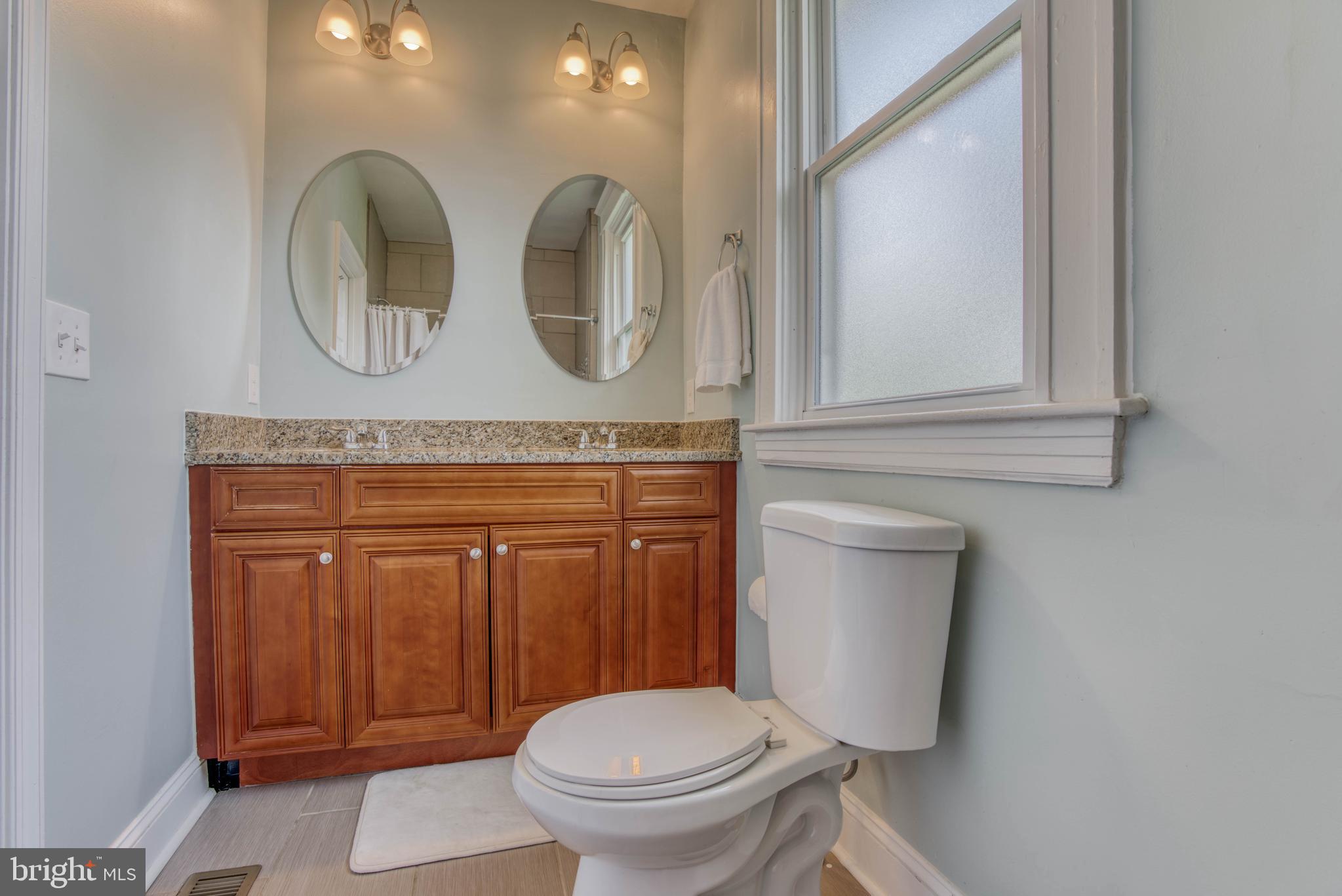 GLEN OAKS - Residential