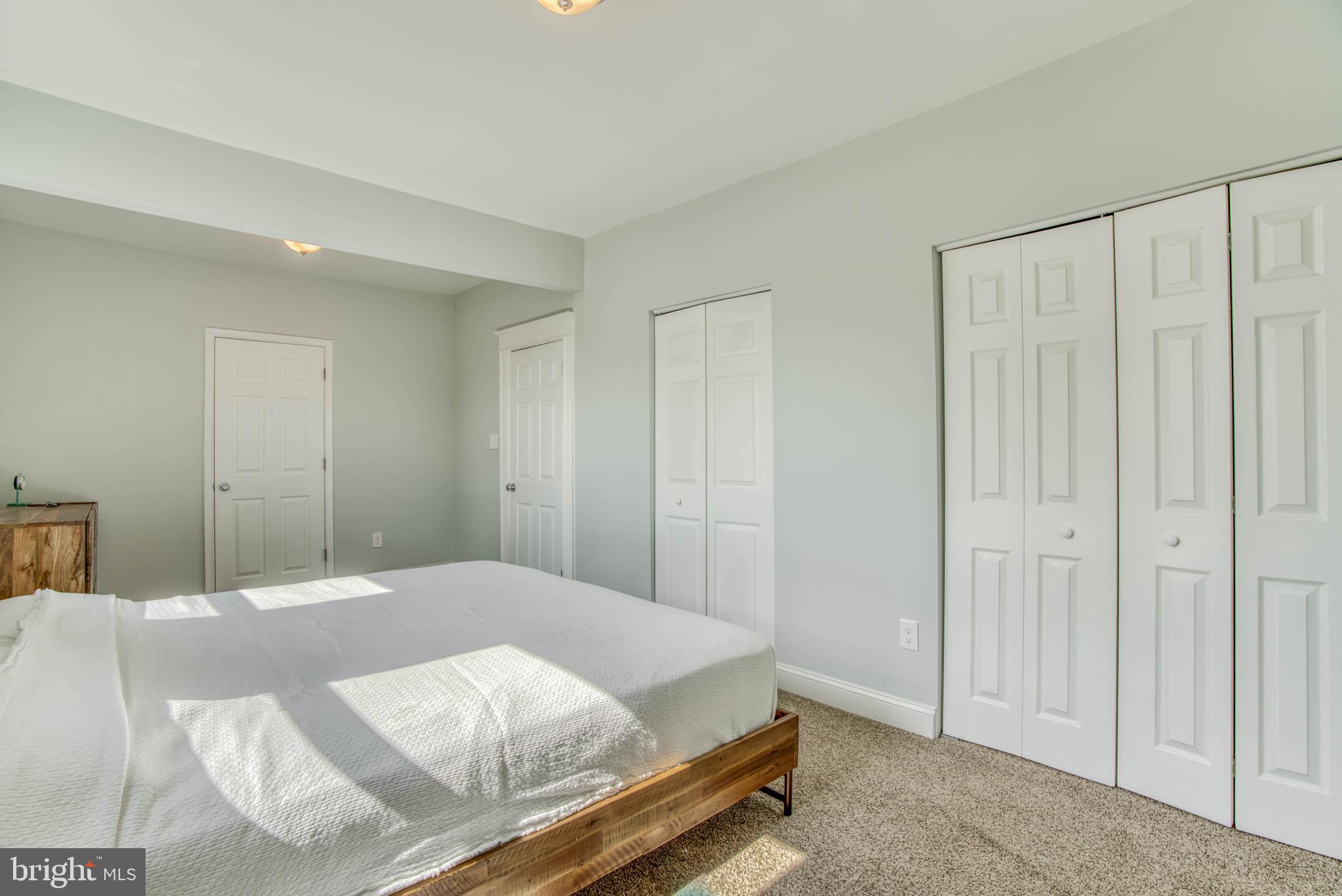 GLEN OAKS - Residential