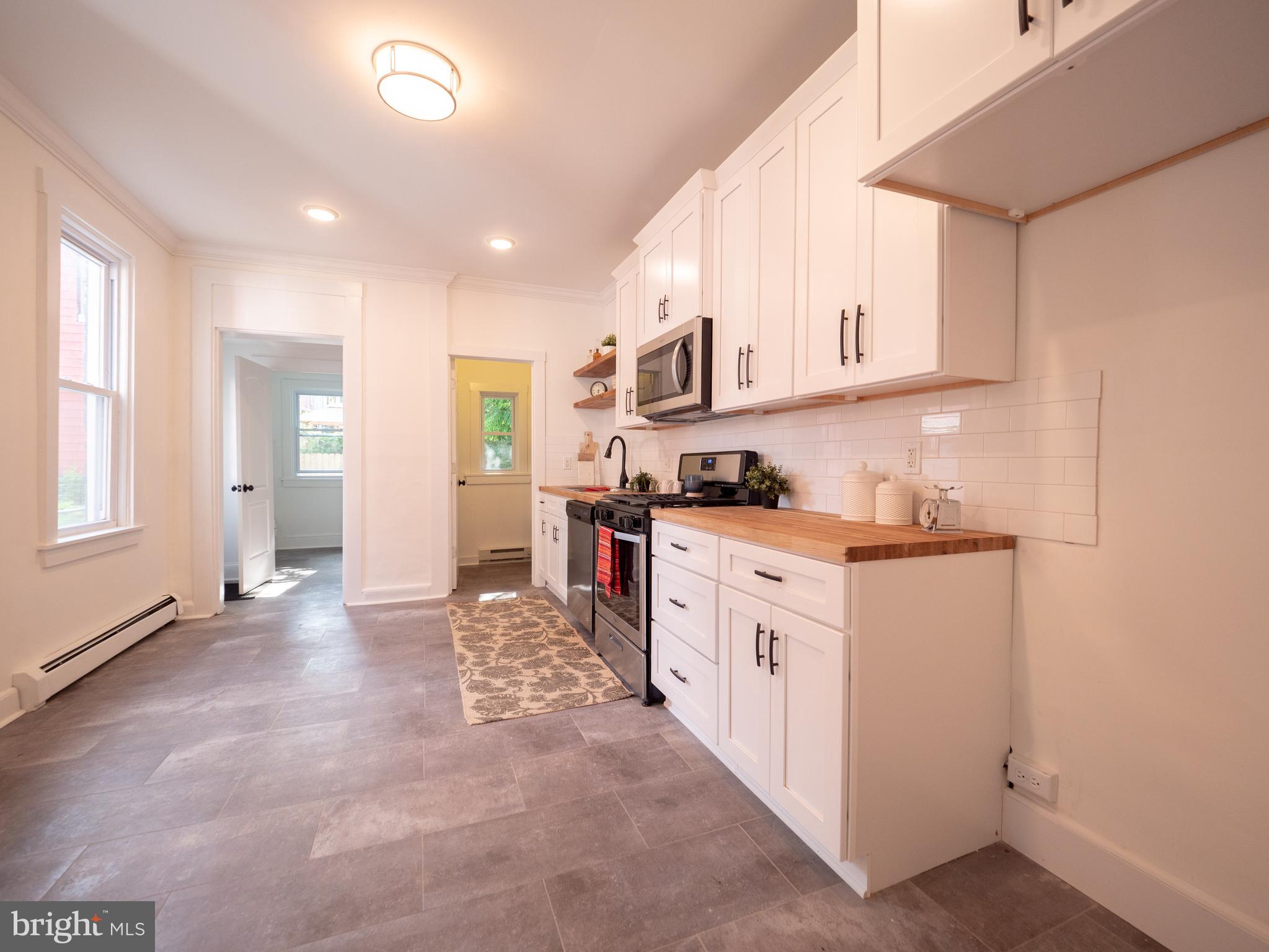 WEST END LANCASTER - Residential
