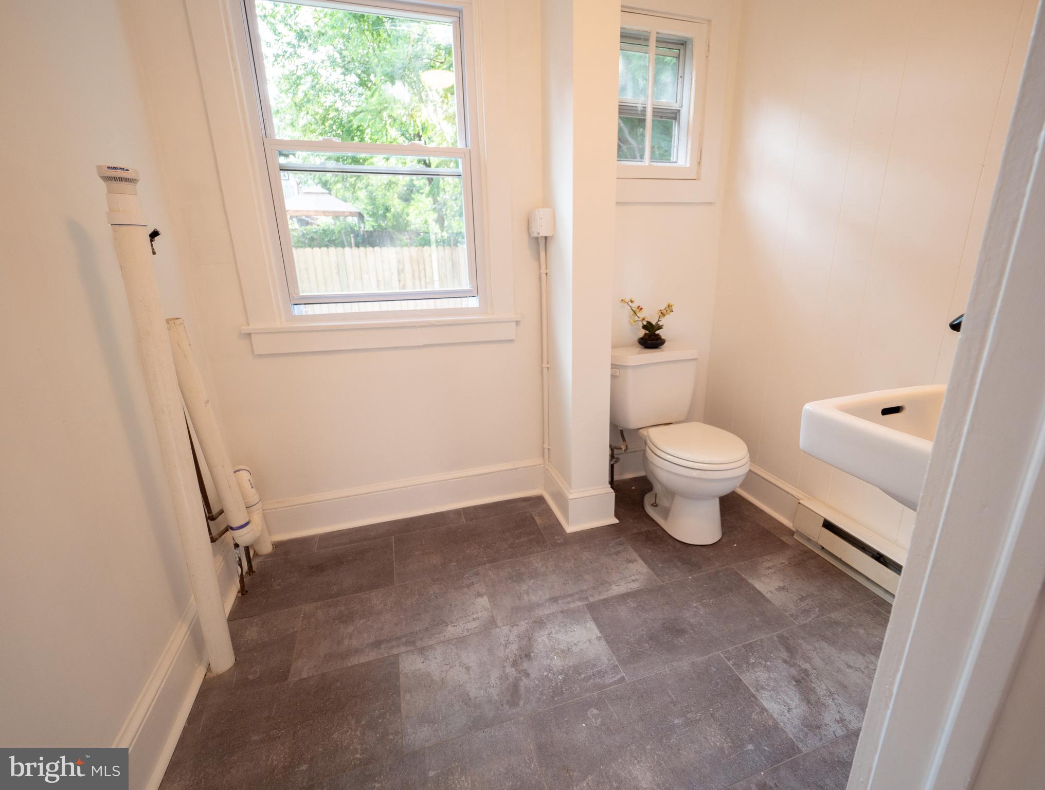 WEST END LANCASTER - Residential