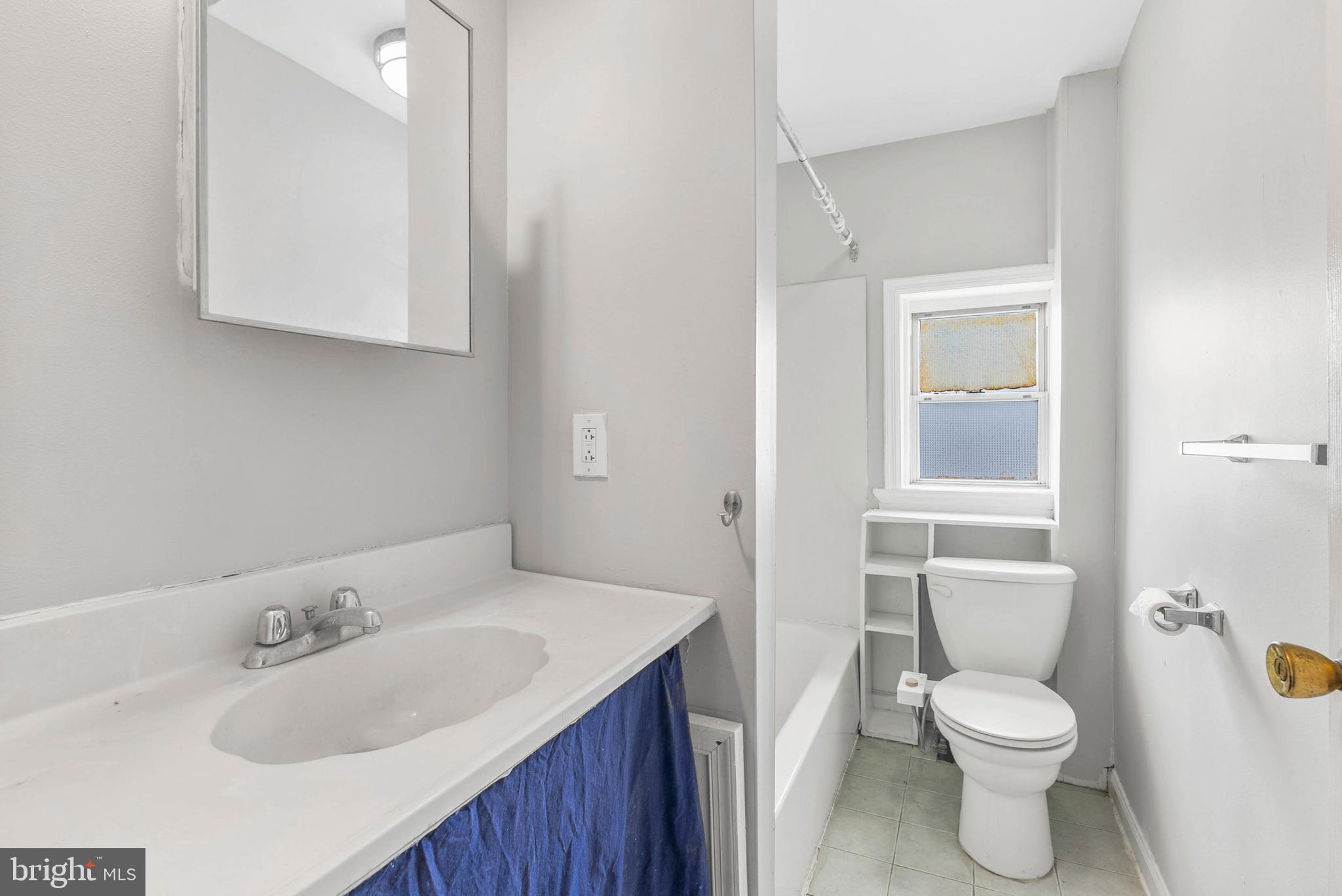 PHILADELPHIA (SOUTH) - Residential Lease