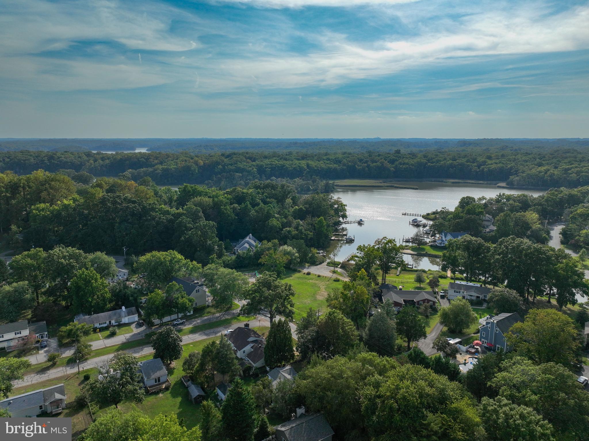 HOLLY HILL HARBOR - Residential