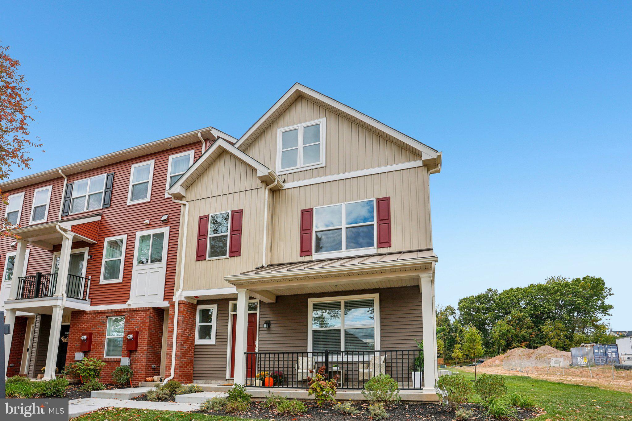 ARBOR PLACE - Residential