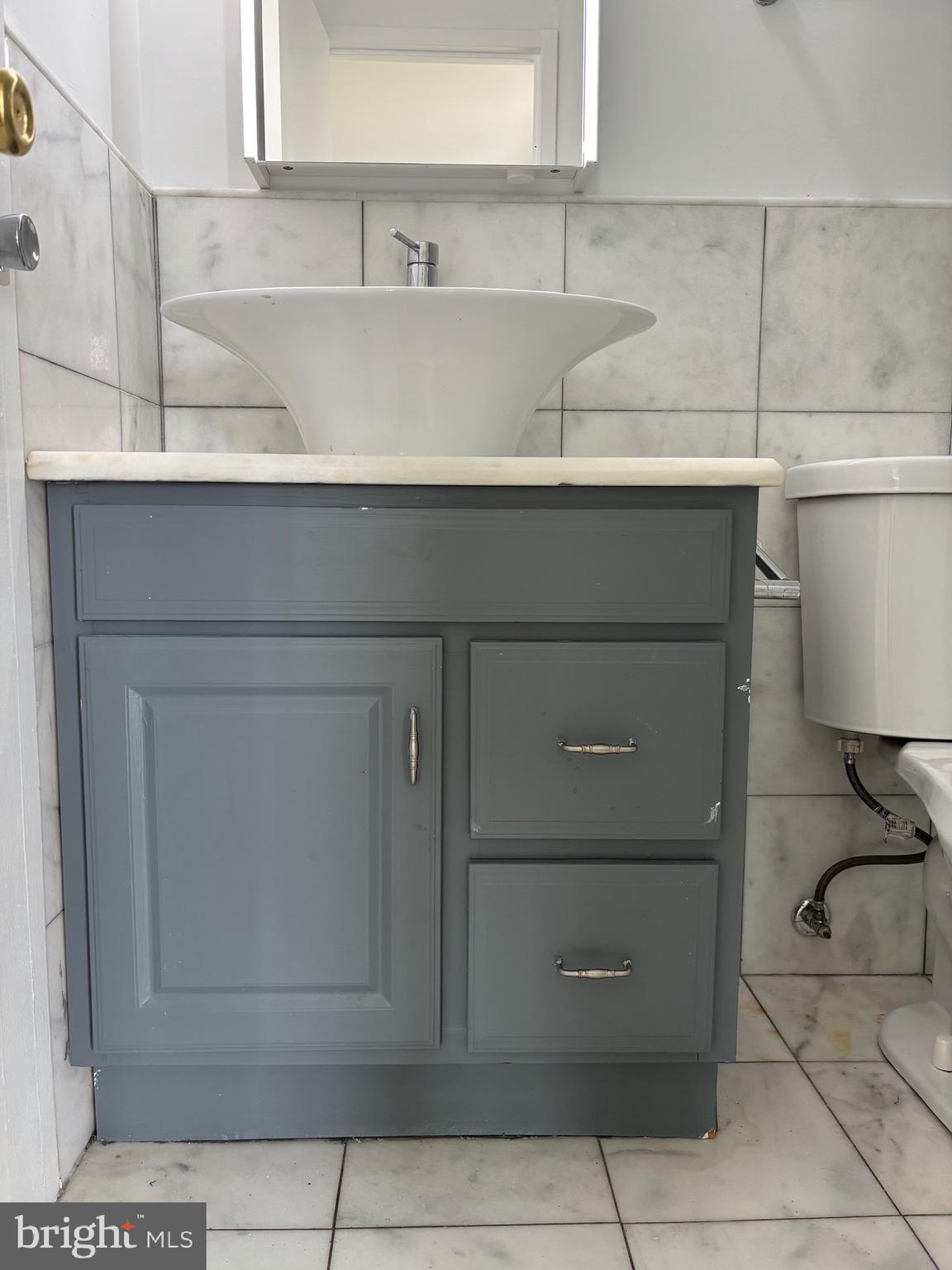 SEVILLE - Residential Lease