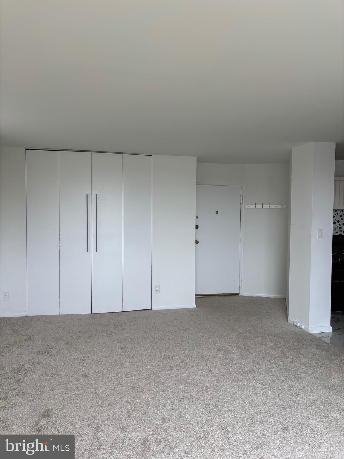 SEVILLE - Residential Lease