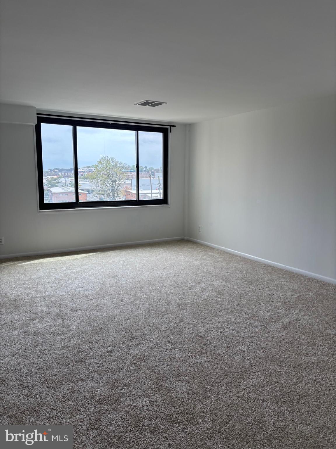 SEVILLE - Residential Lease