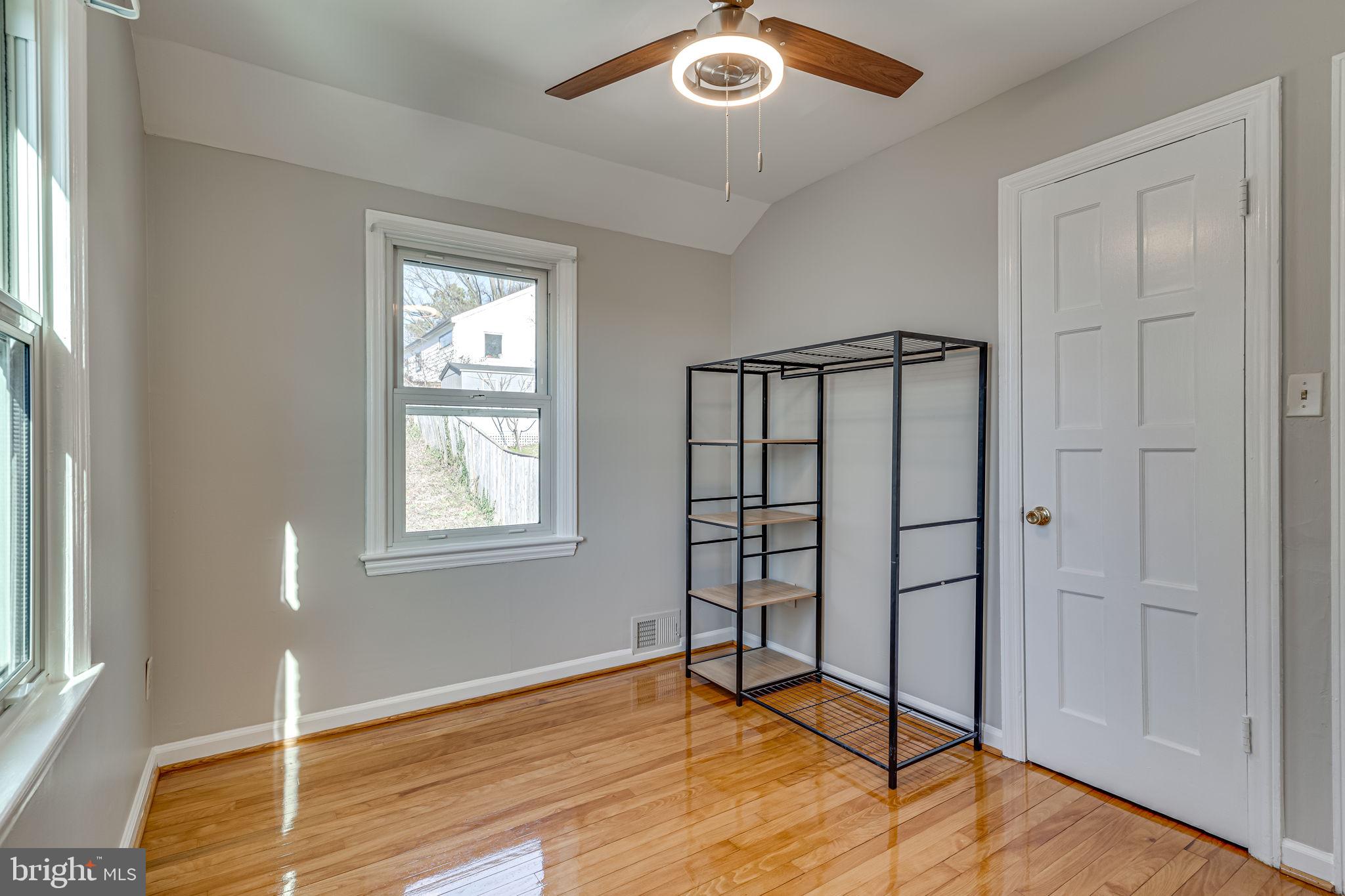 JEFFERSON MANOR - Residential Lease