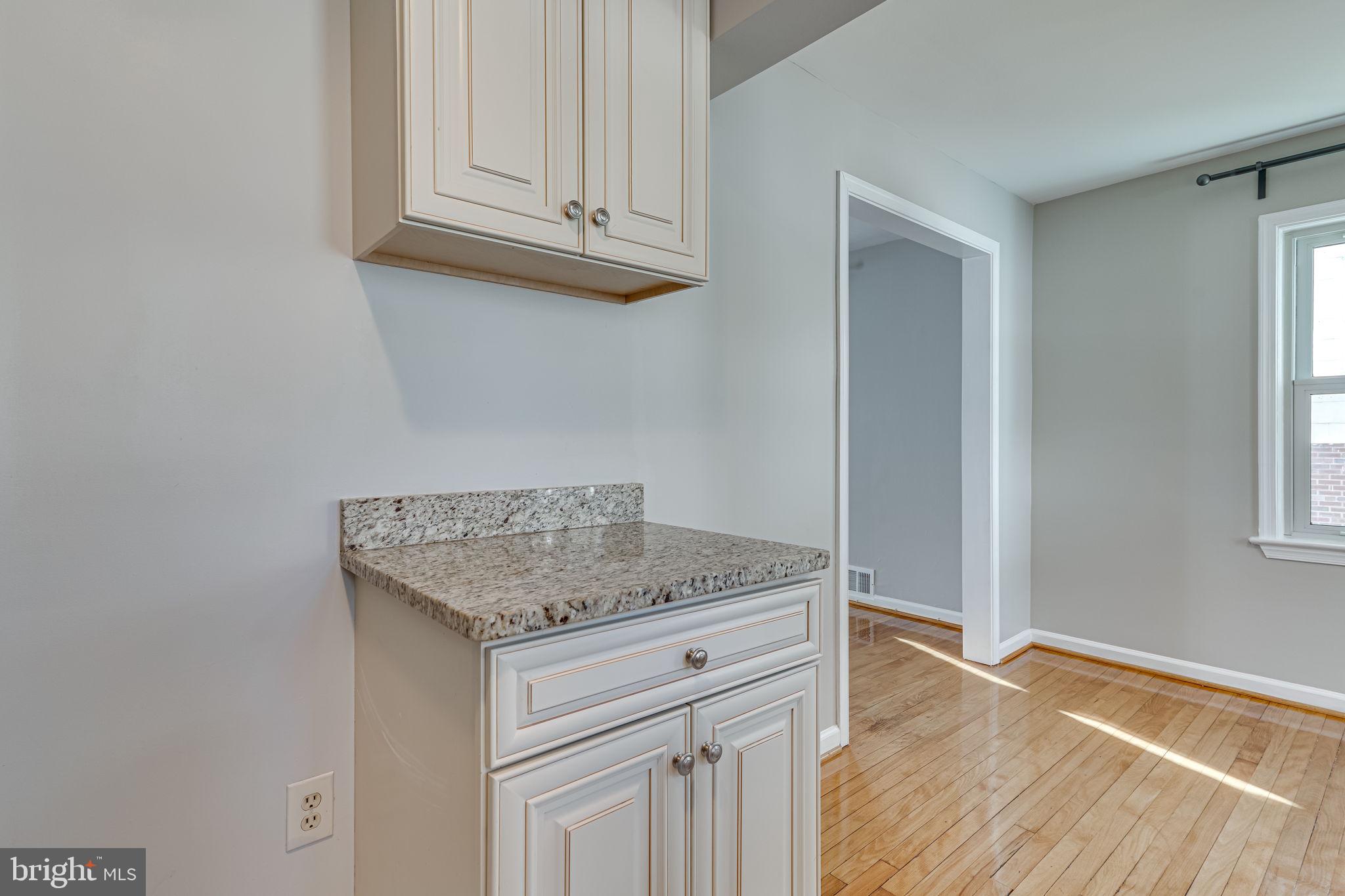 JEFFERSON MANOR - Residential Lease