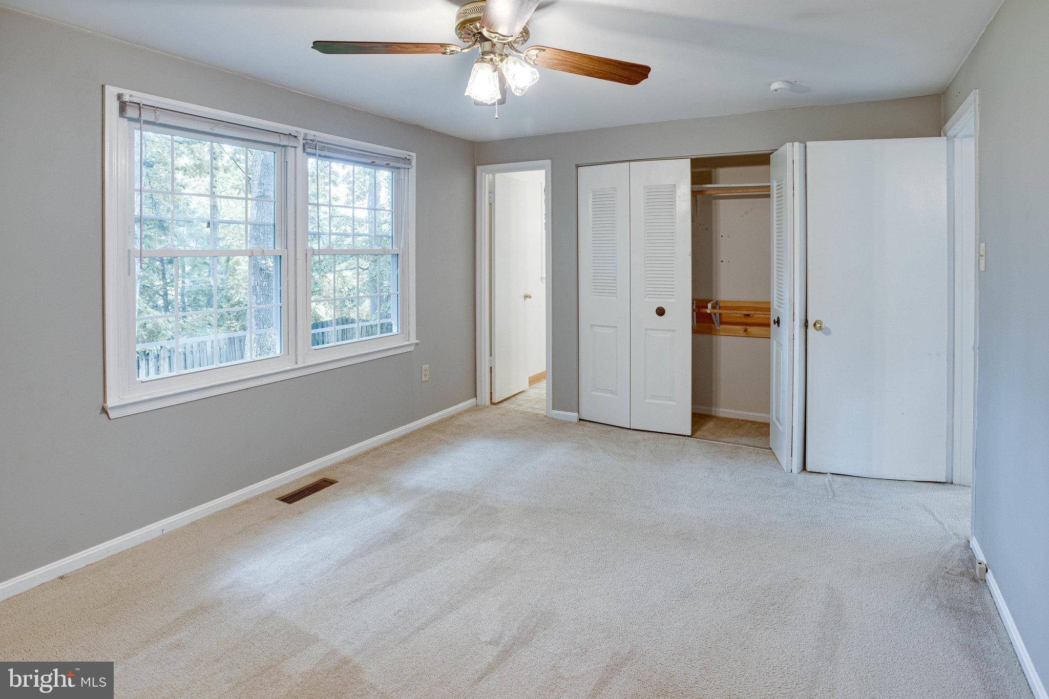 COUNTRY CLUB/LAKE MONTCLAIR - Residential